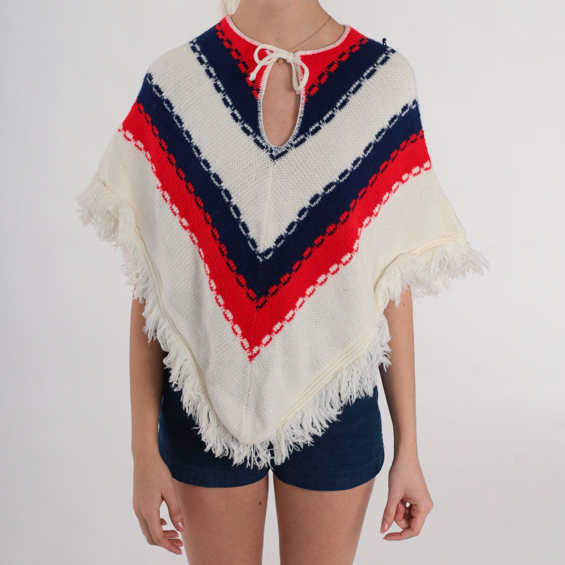 70s Chevron Striped Knit Poncho Shawl Fringe Keyhole White Red Blue Small Medium