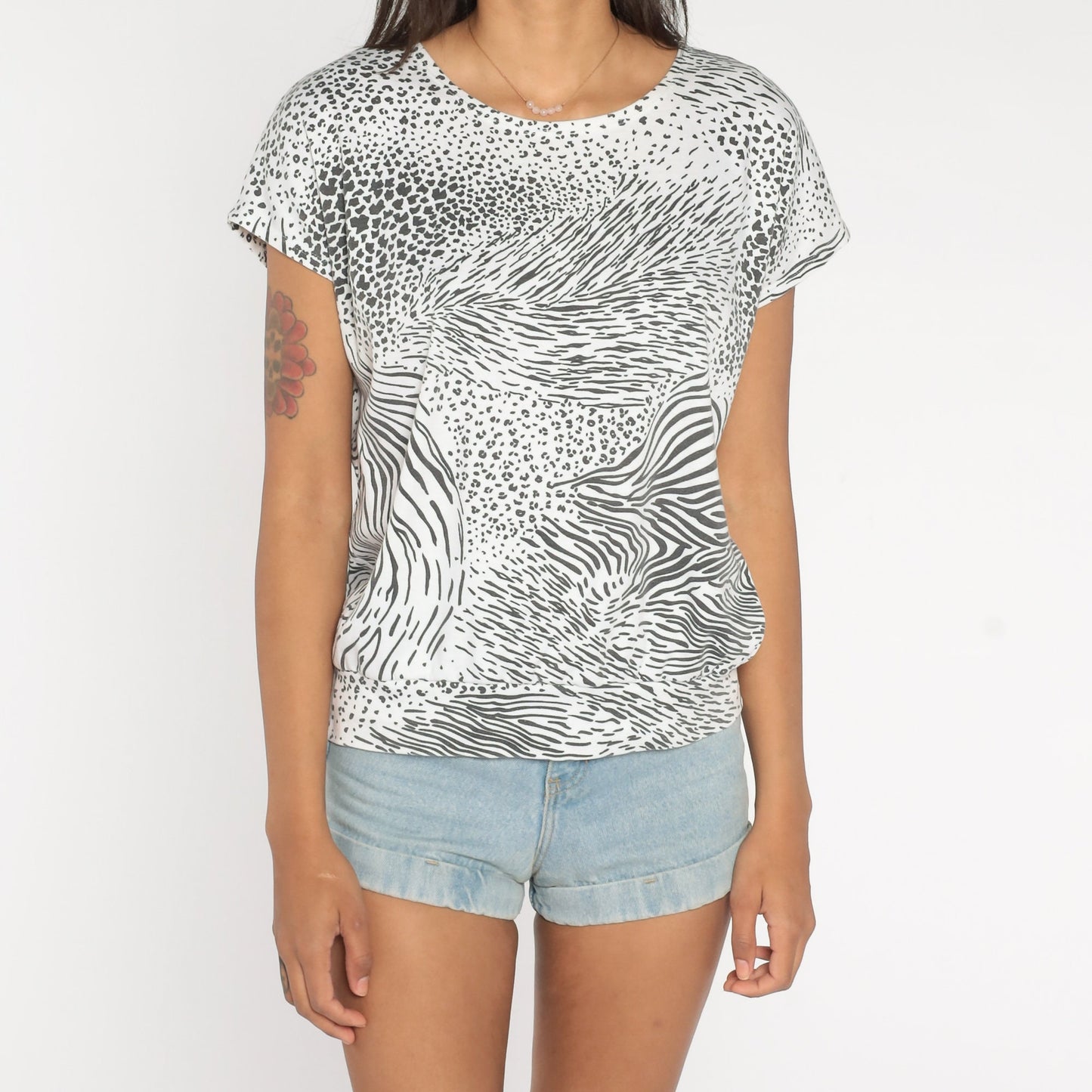 90s Animal Print T-Shirt Leopard Tiger Stripe Black White Cap Sleeve Large L