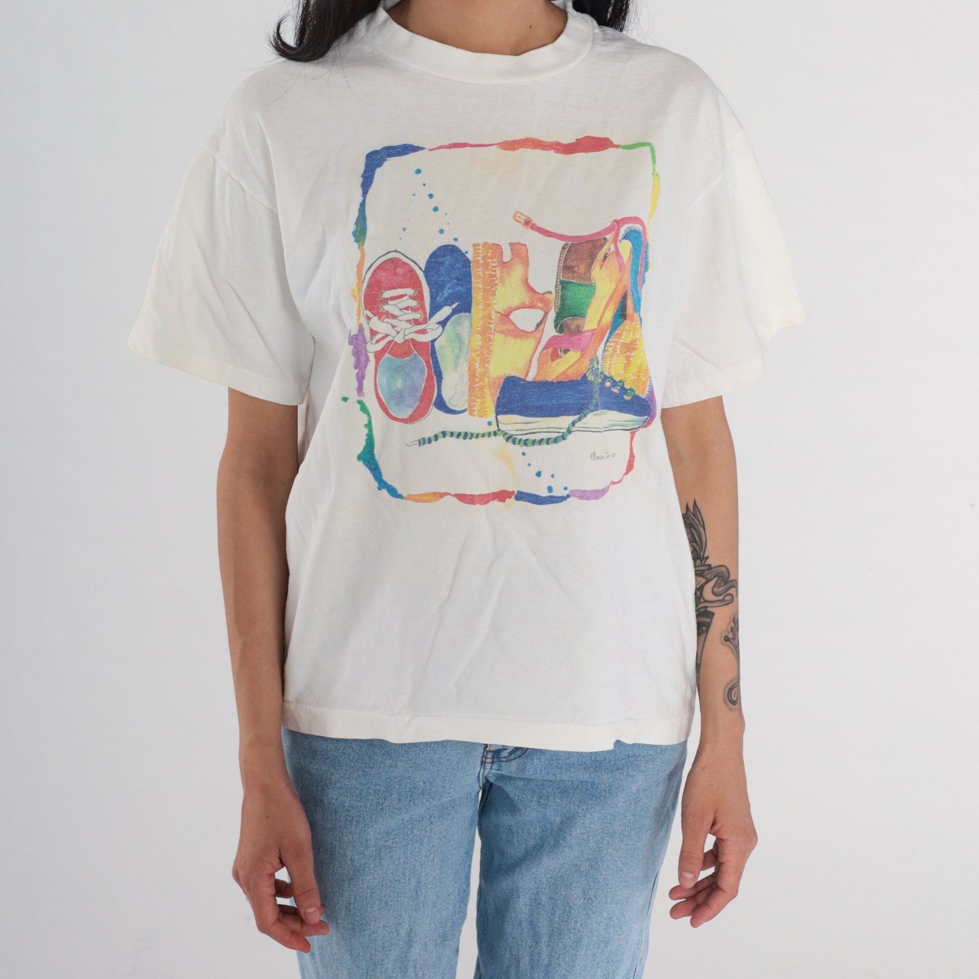 90s Shoe Graphic T-Shirt White Single Stitch Vintage Tee Medium
