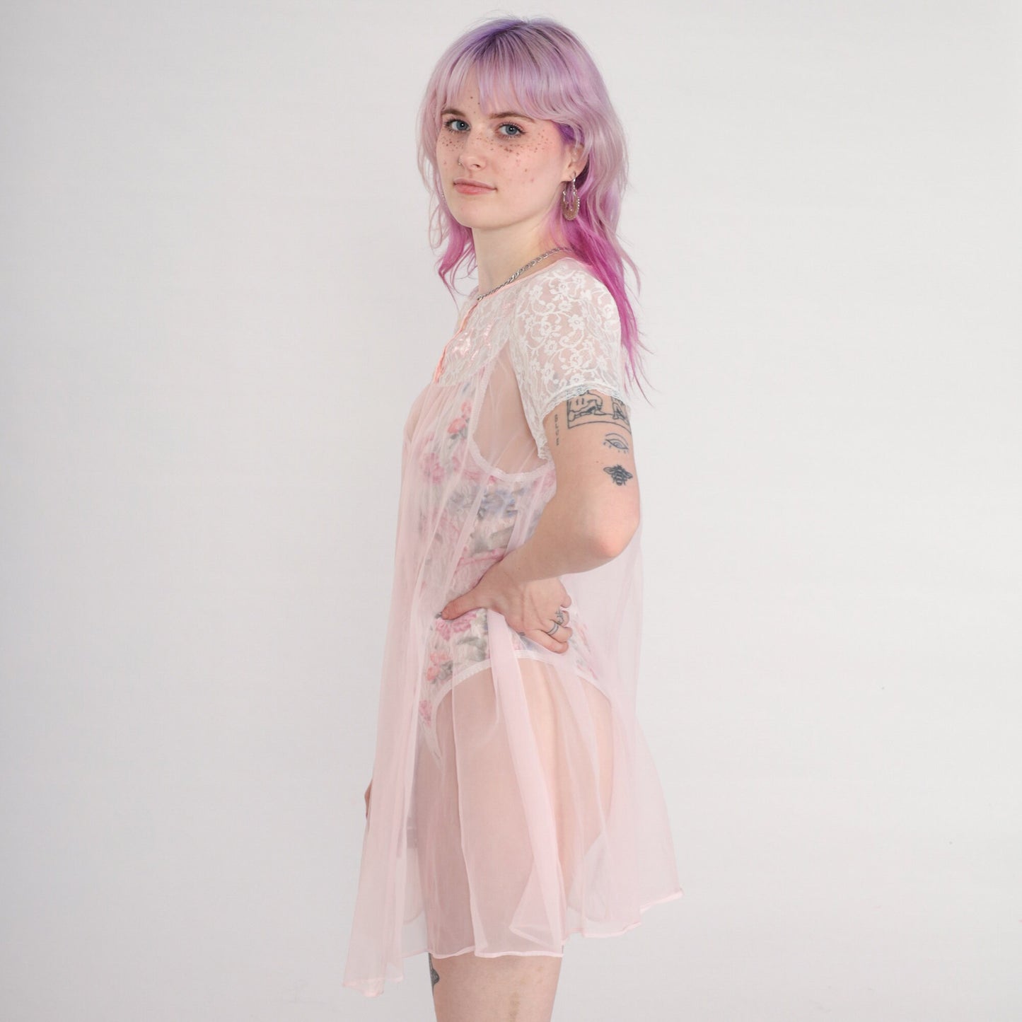 70s Baby Pink Sheer Nylon Lingerie Robe Lace Puff Sleeve Small