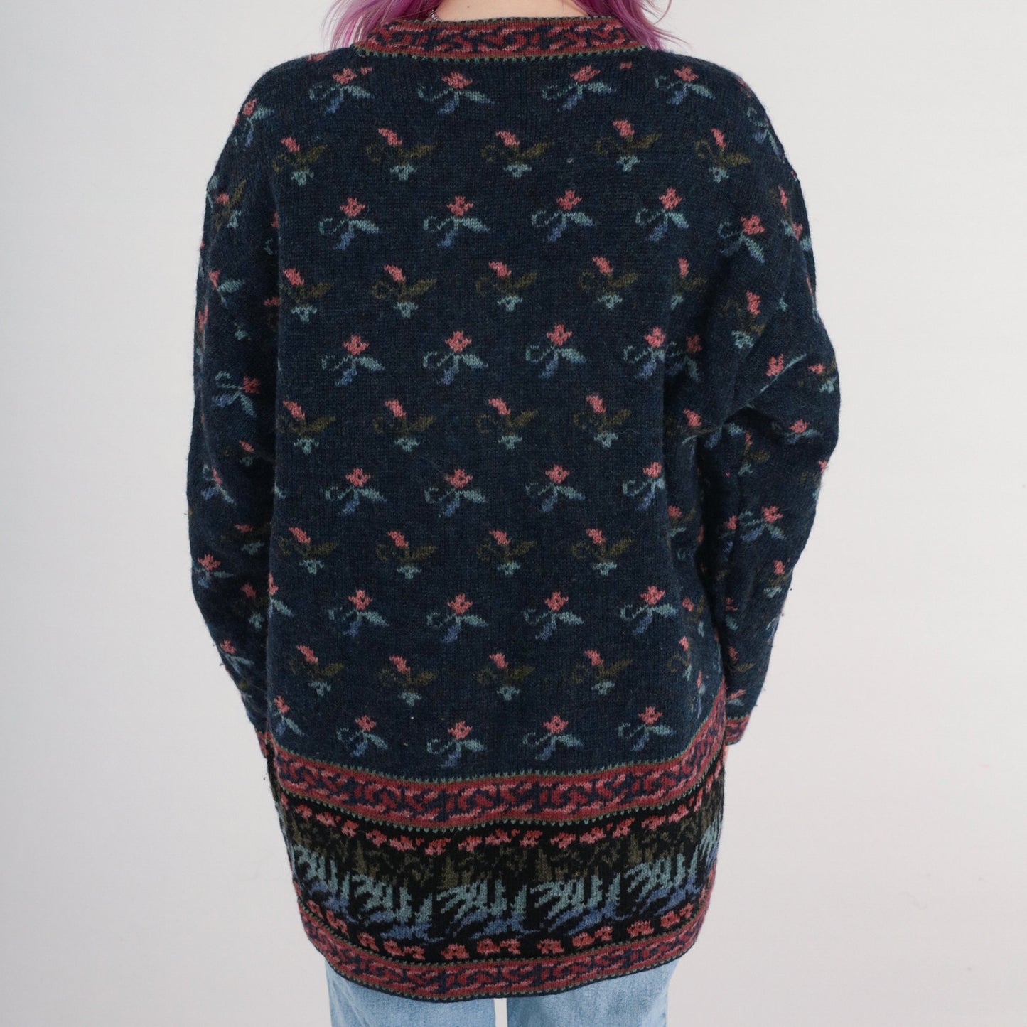 00s Floral Knit Sweater Navy Blue Icelandic Design Wool Crewneck Large L