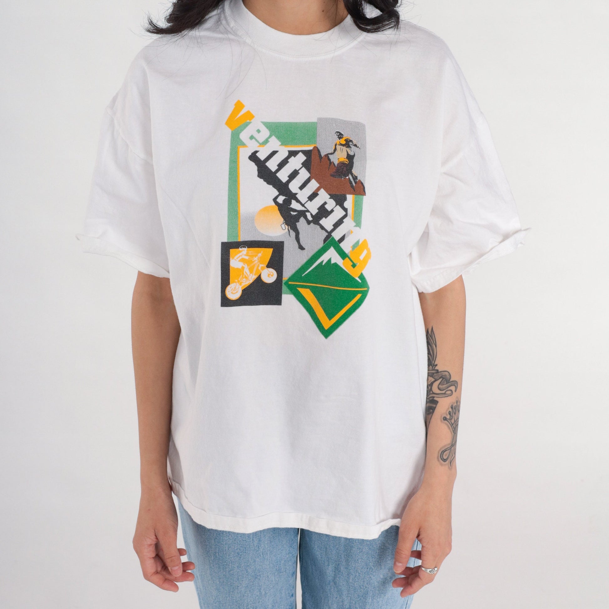 90s Venturing Graphic T-Shirt Rock Climbing Mountain Biking White Cotton XL