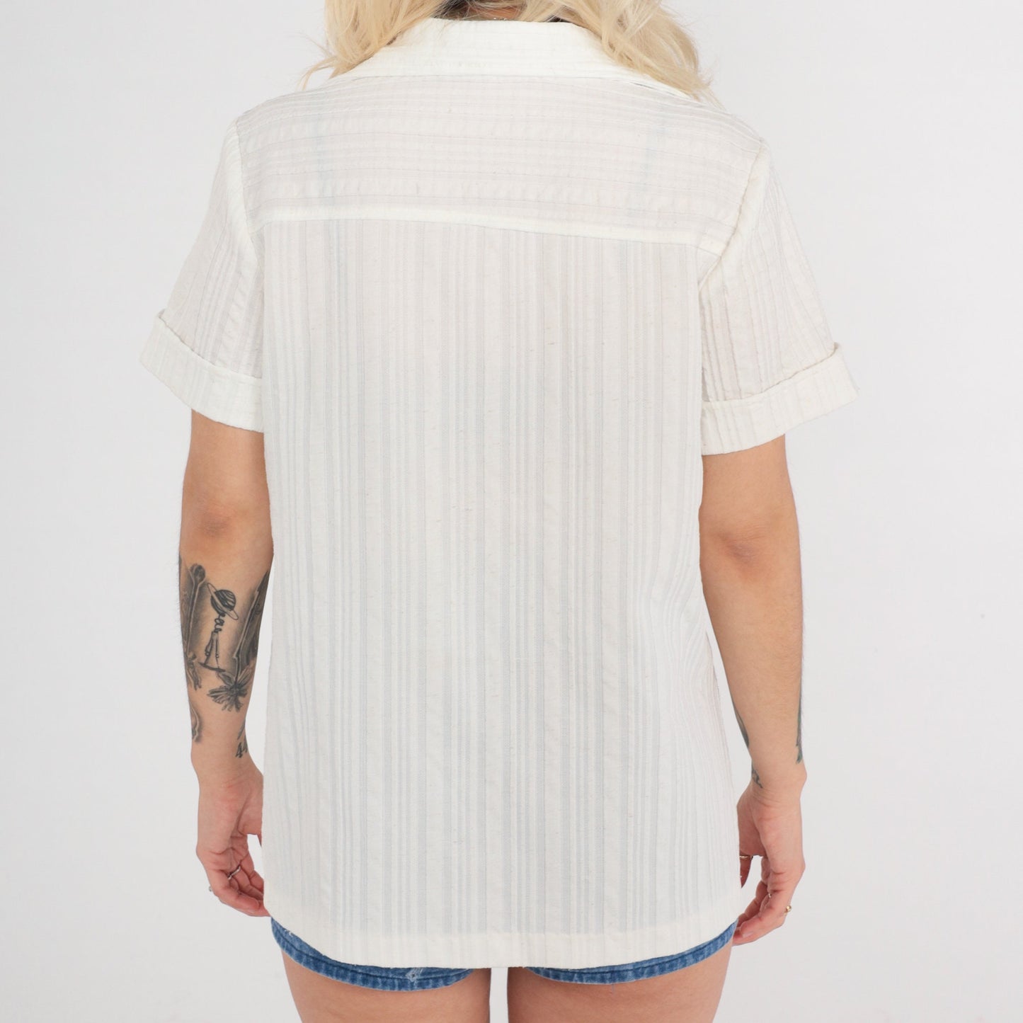 70s White Toggle Button Blouse Dagger Collar Short Sleeve Shirt Large L