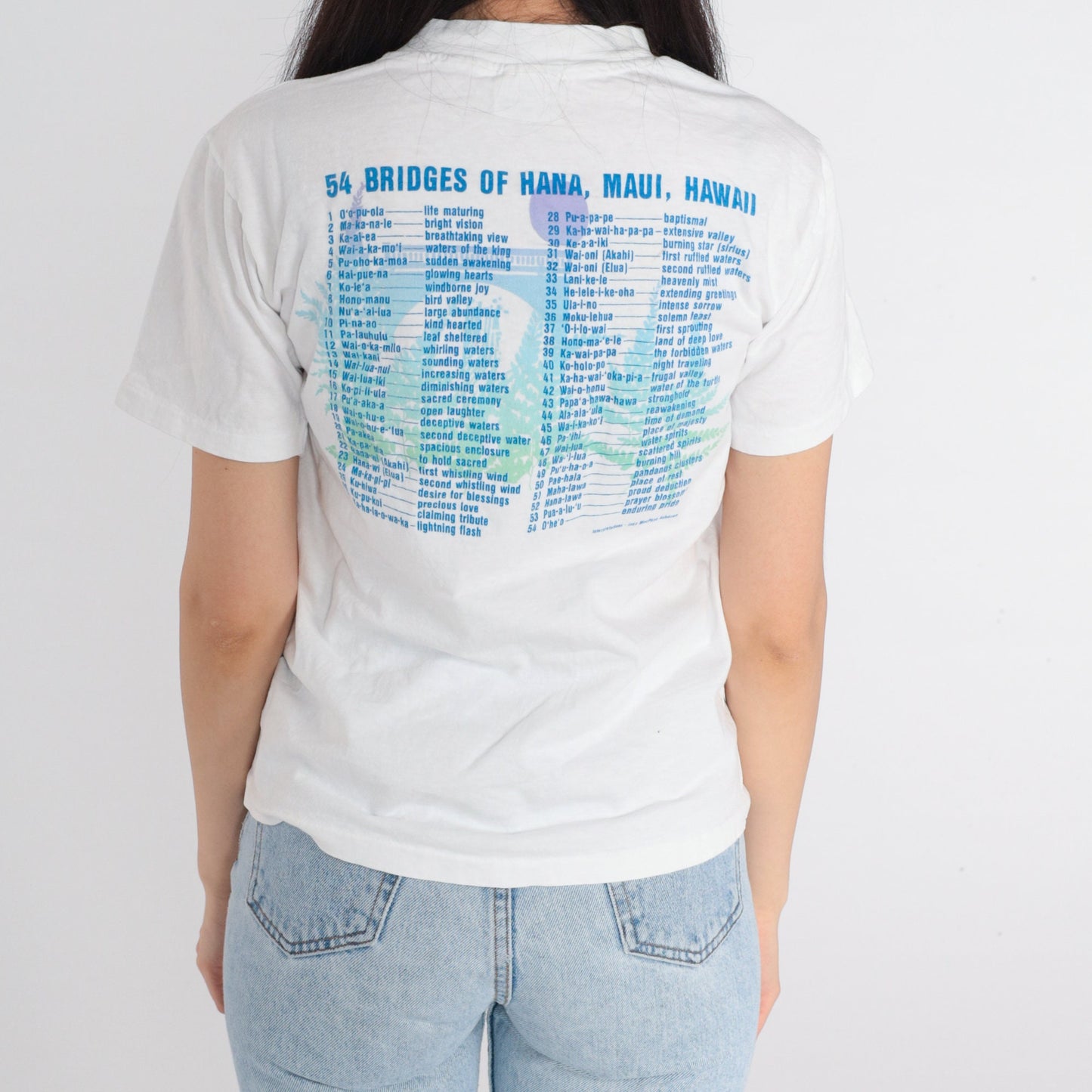90s Maui 54 Bridges of Hana Graphic T-Shirt White Cotton Single Stitch Small
