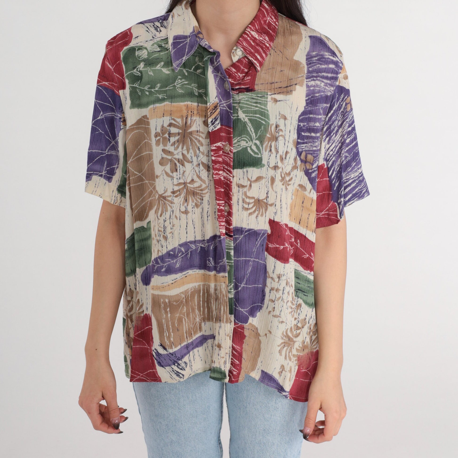 90s Floral Button-Up Blouse Short Sleeve Shirt Cream Red Purple Green Medium