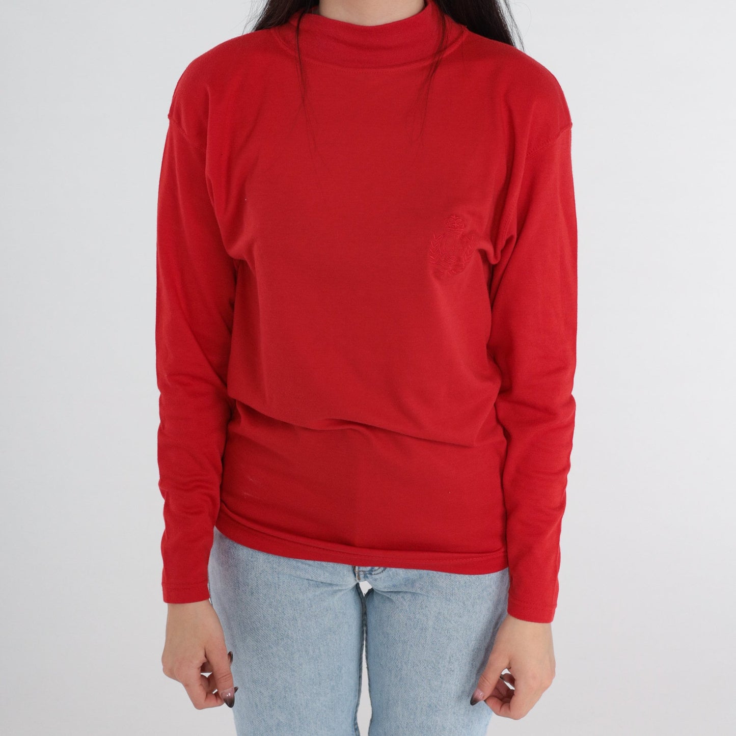 90s Red Mock Neck Crest Long Sleeve T-Shirt Small S