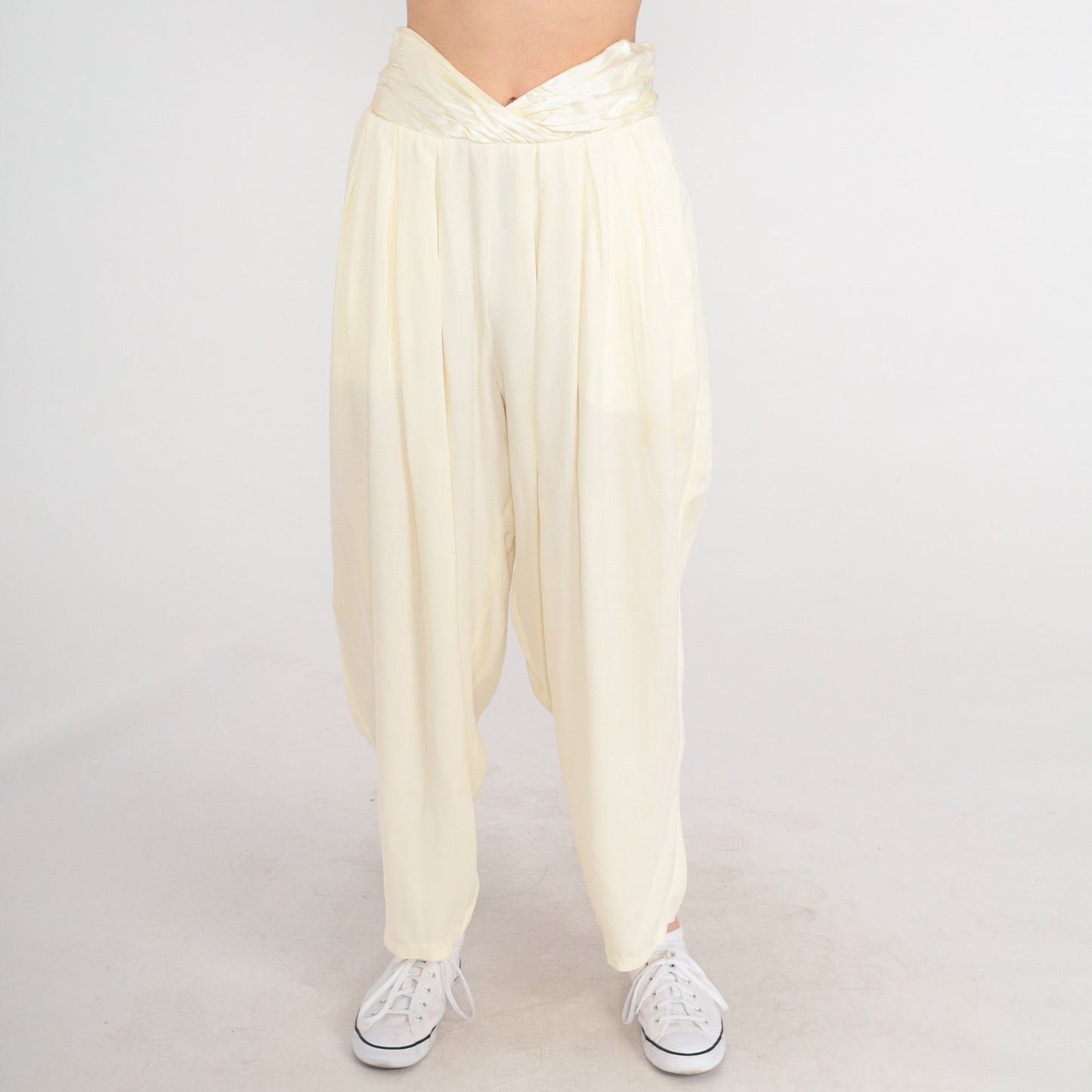 90s Clio Cream High-Waisted Tapered Pants Small