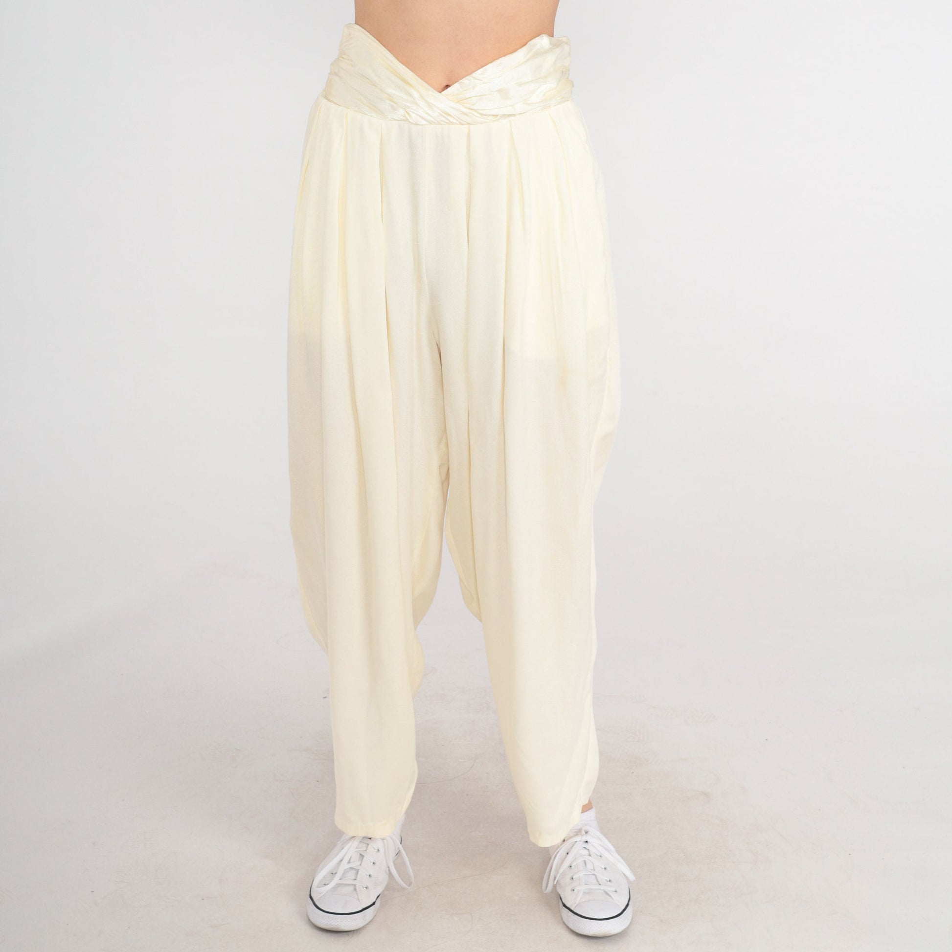 90s Clio Cream High-Waisted Tapered Pants Small