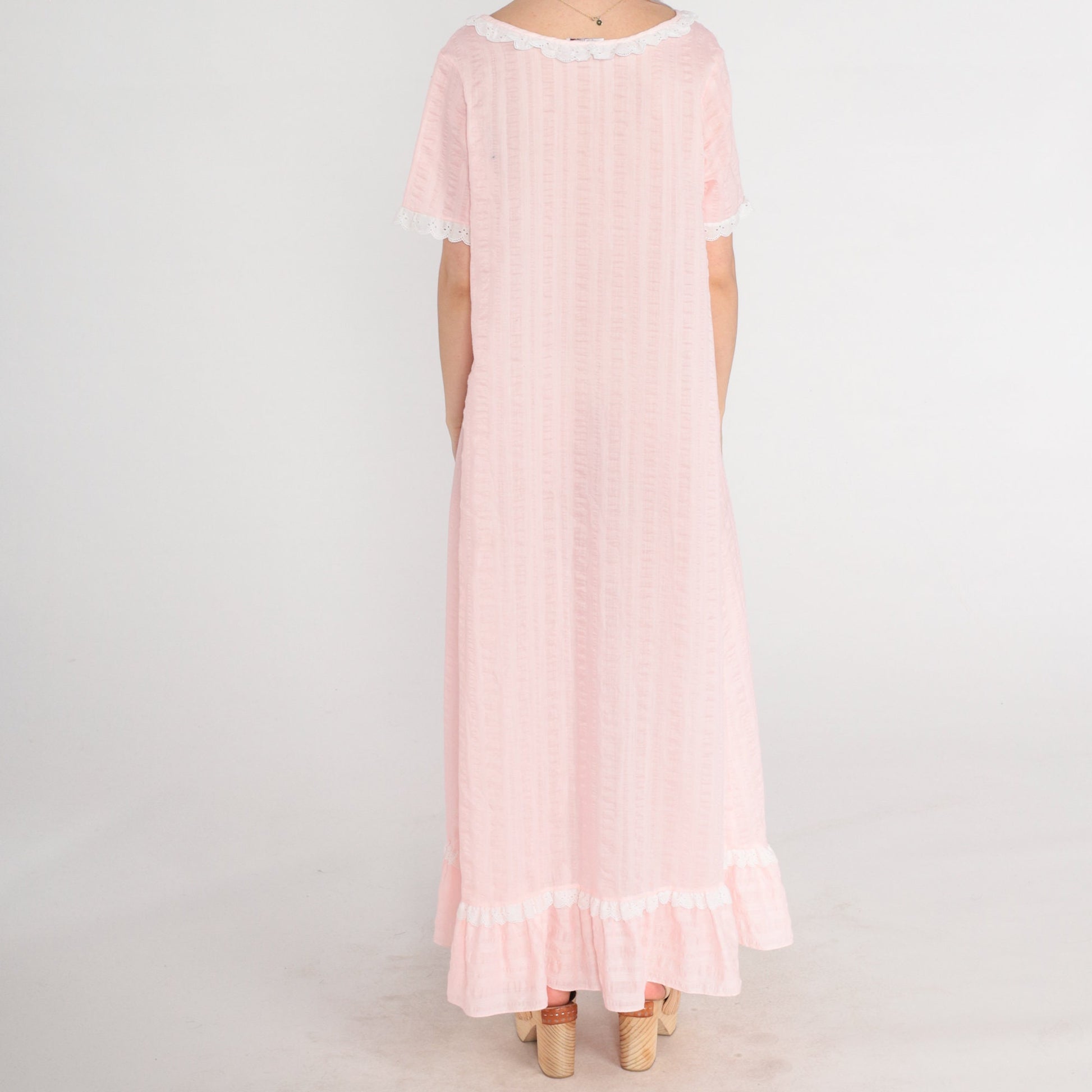70s Baby Pink Striped Nightgown Maxi Eyelet Lace Floral Embroidered Medium