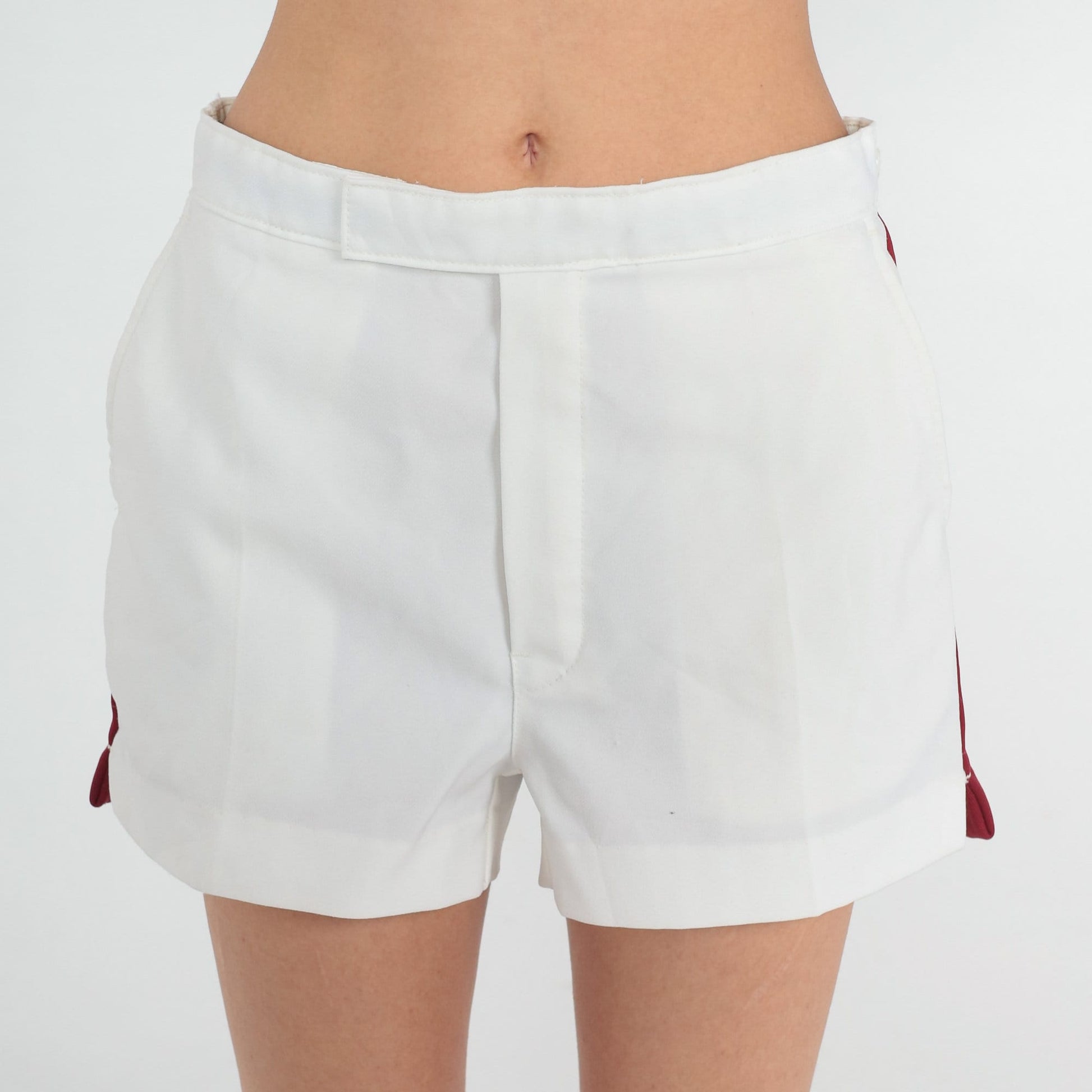 80s Court Casuals Tennis Shorts White Red Stripe High Waist Medium