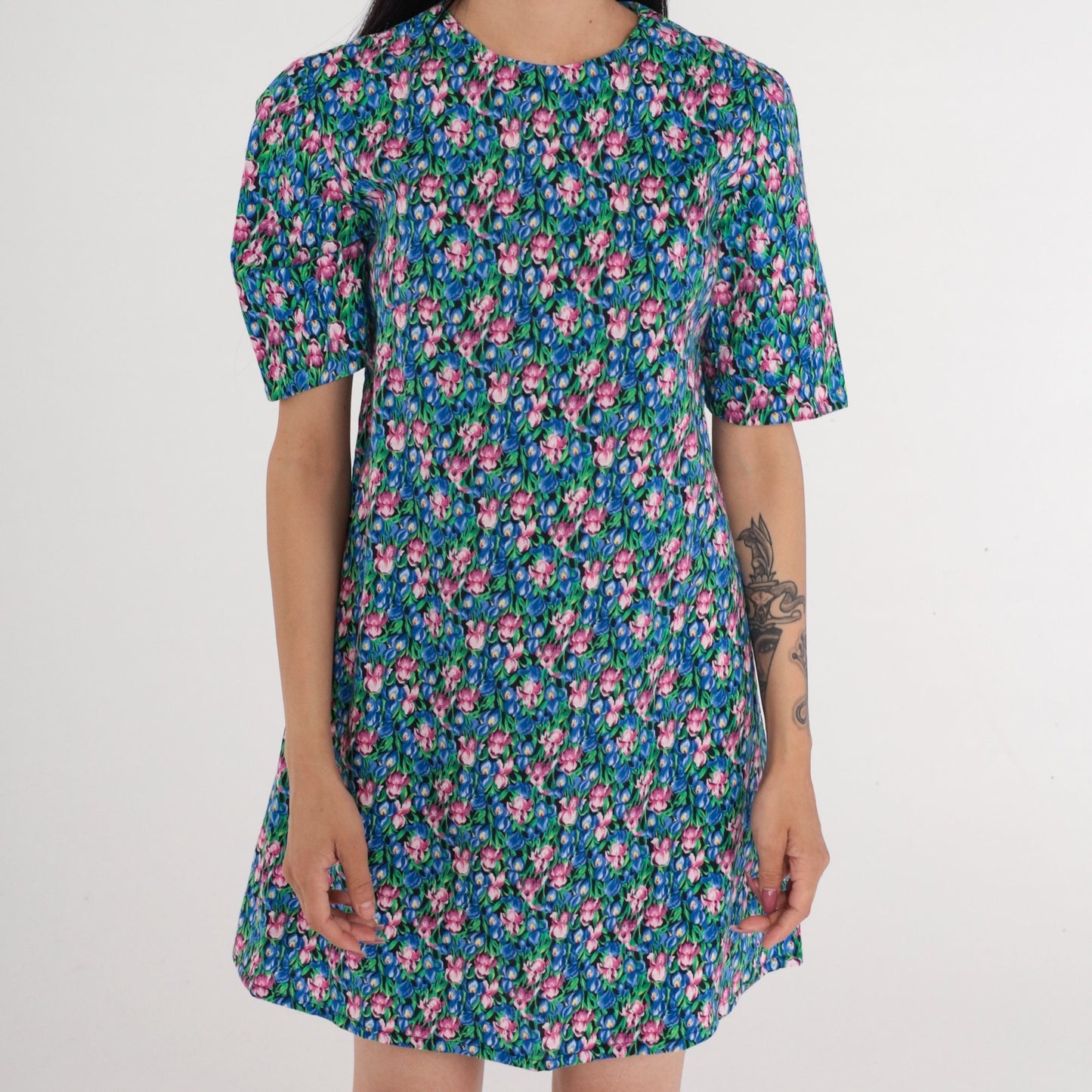 80s Iris Floral Mini Dress Short Sleeve Shift Green Blue Pink Small