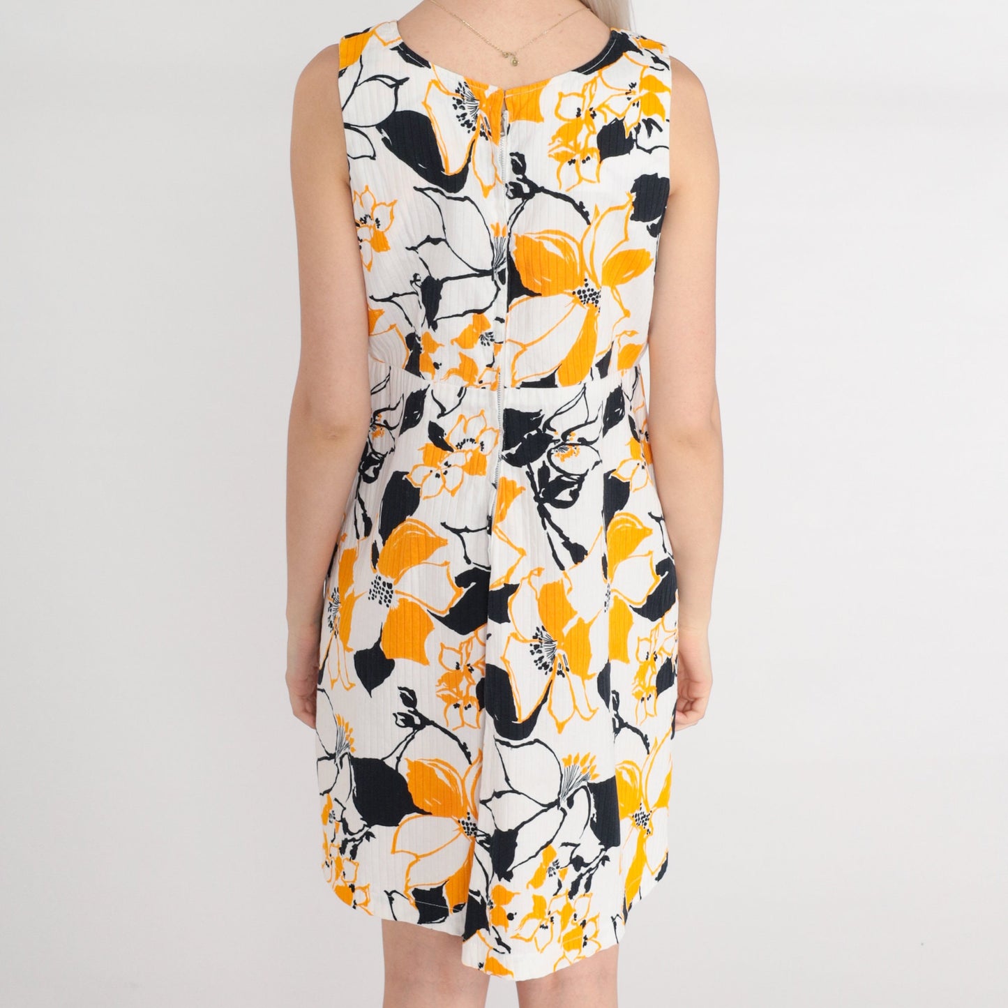 60s Floral Shift Dress White Orange Black Tropical Print Sweetheart Mini Medium M