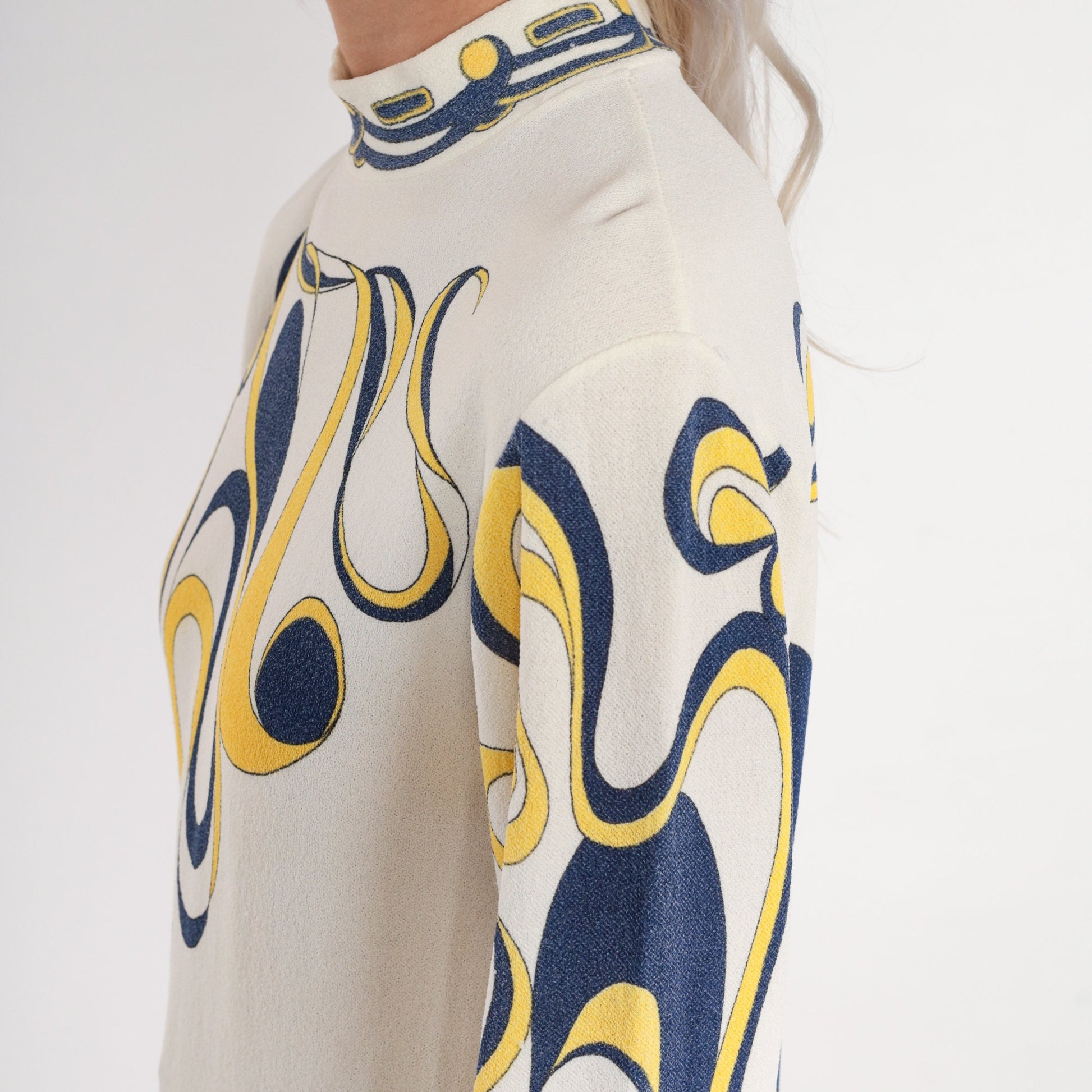 70s Psychedelic Swirl Print Mock Neck Blouse Long Sleeve White Small