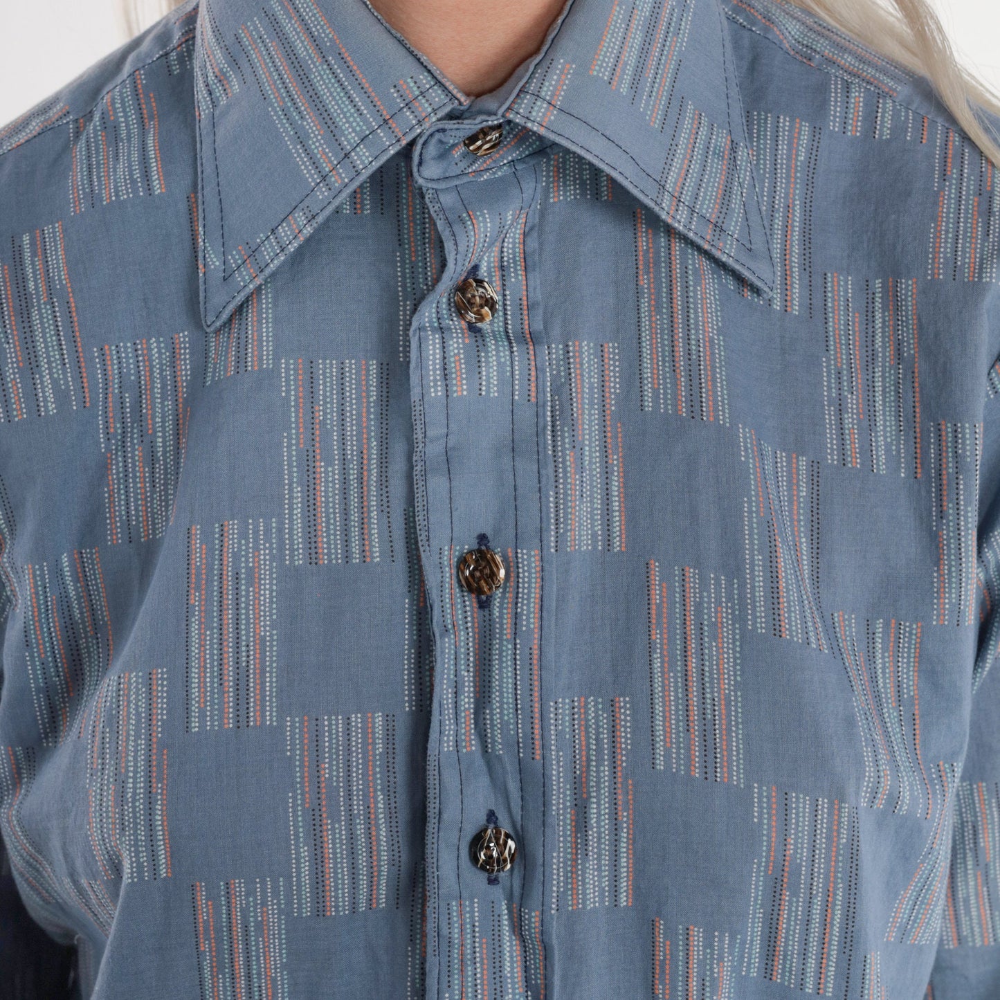 70s Saturdays in California Blue Checkered Button-Up Dagger Collar Shirt XS