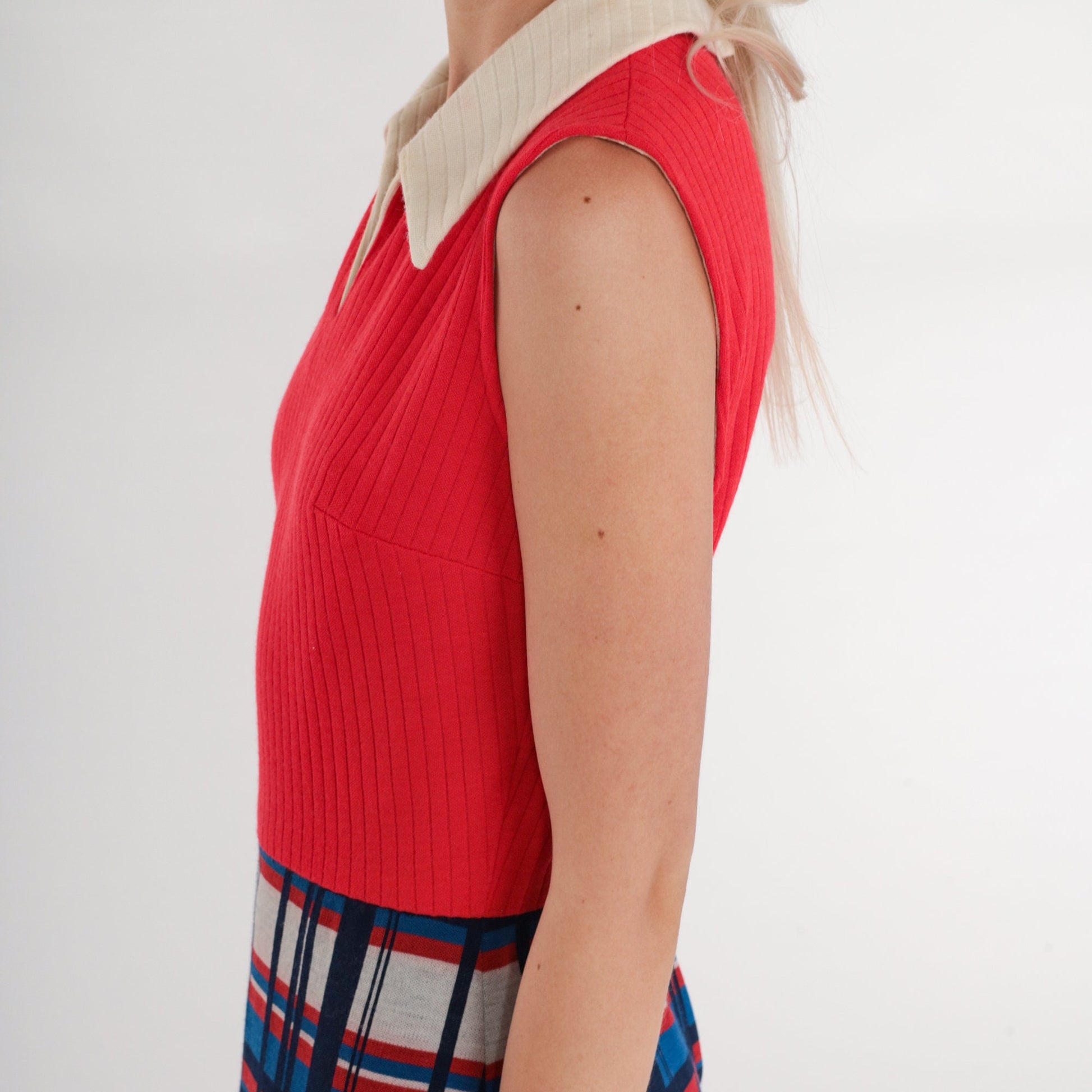 60s Bleeker Street Red Plaid Wool Shift Dress Collared Sleeveless Small
