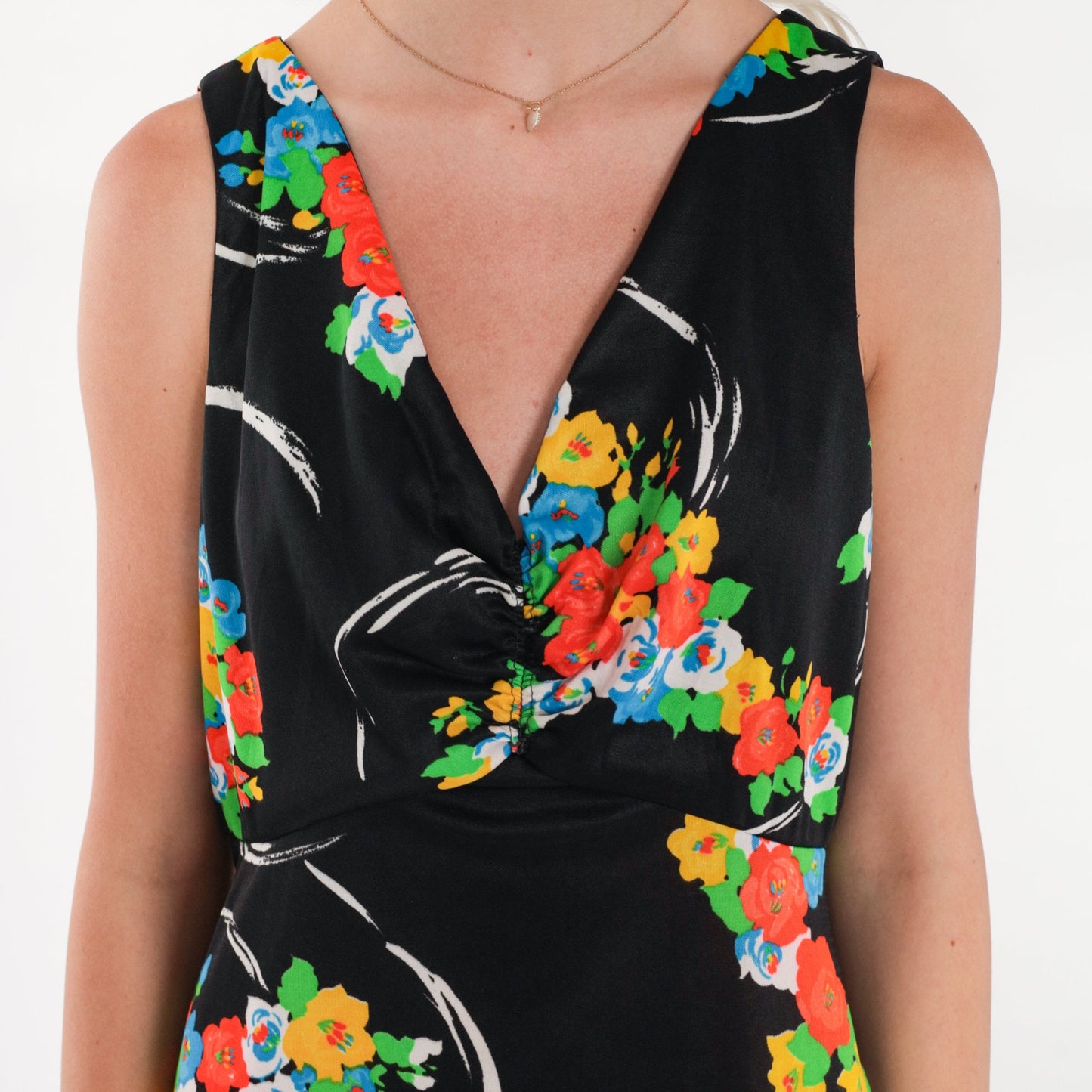 70s Black Floral Mini Dress Sleeveless V-Neck Empire Waist Medium M