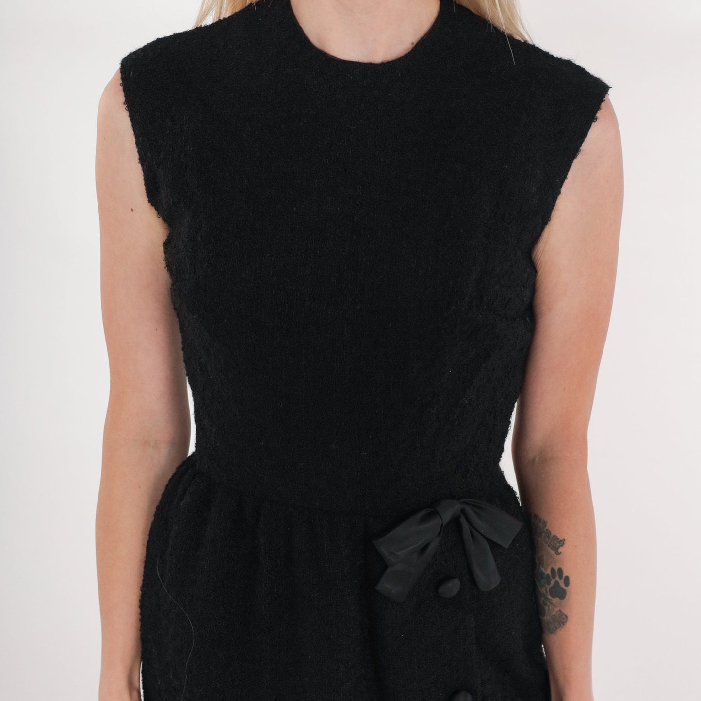 60s Black Wool Sheath Dress Sleeveless Bow Waist Knee Length XS