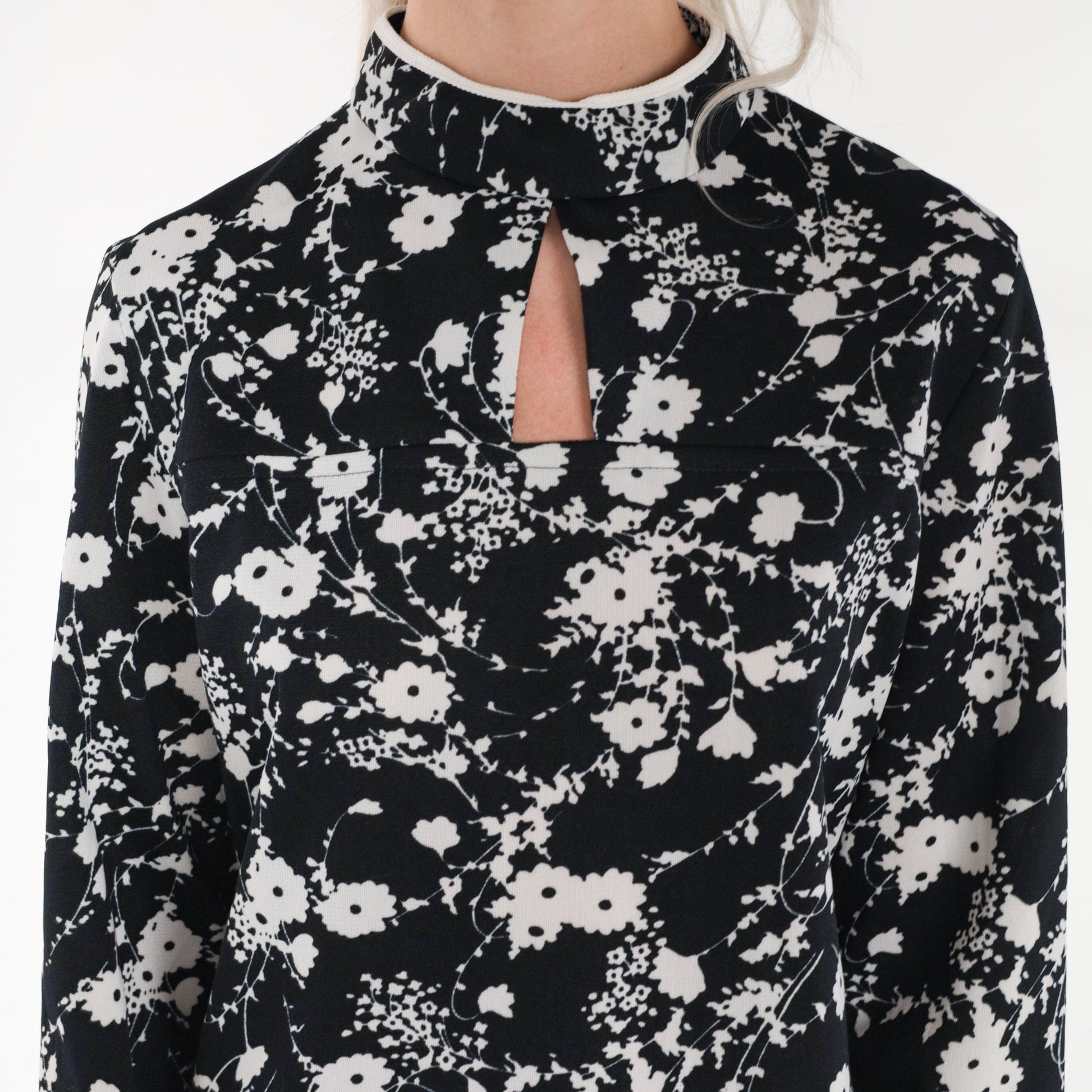 70s Black Floral Mini Dress Long Sleeve Mock Neck Keyhole Medium