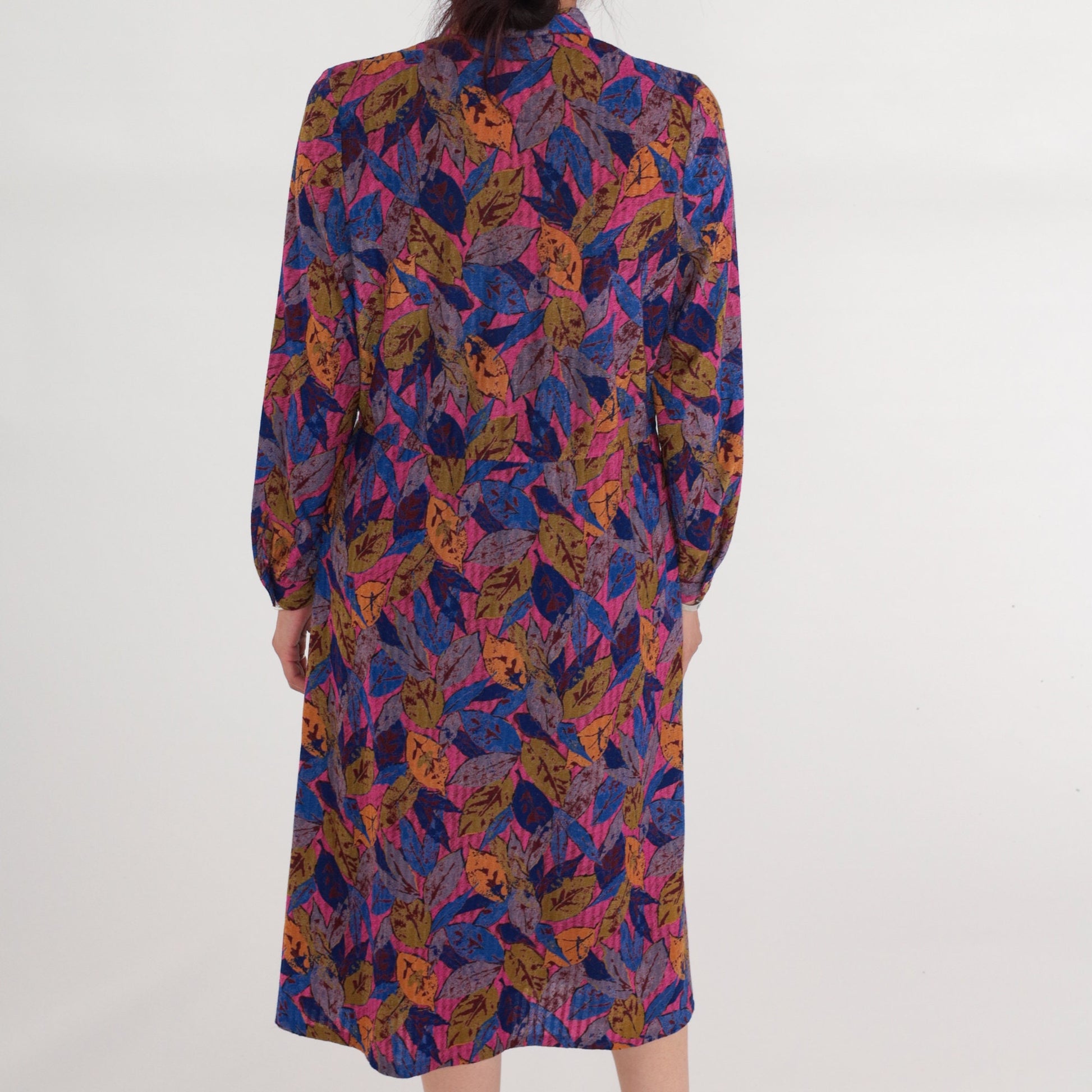 90s Leaf Print Midi Shirtwaist Dress Collared Button-Up Pink Blue Green Medium