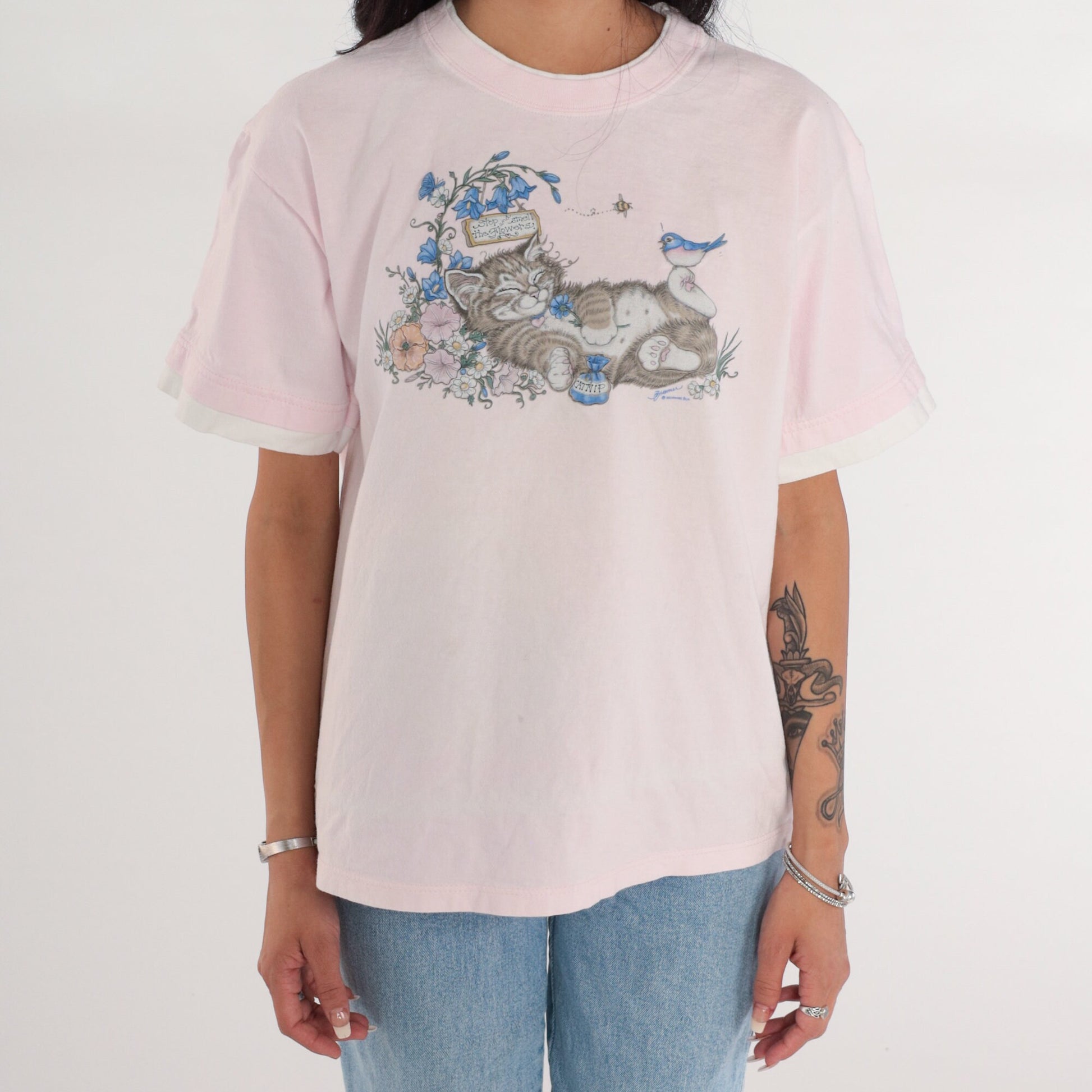 90s Sleepy Kitten Graphic T-Shirt Pink Floral Cat Tee Medium