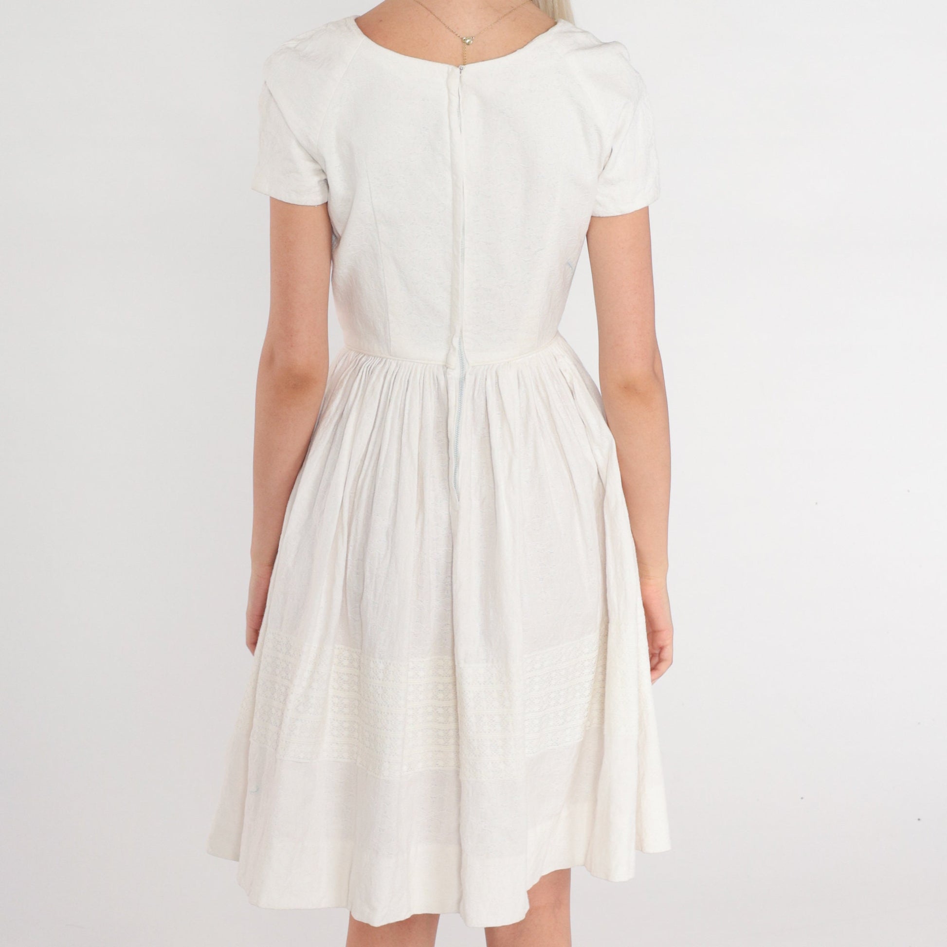 60s White Floral Lace Dress High Waist Full Skirt Knee Length XXS