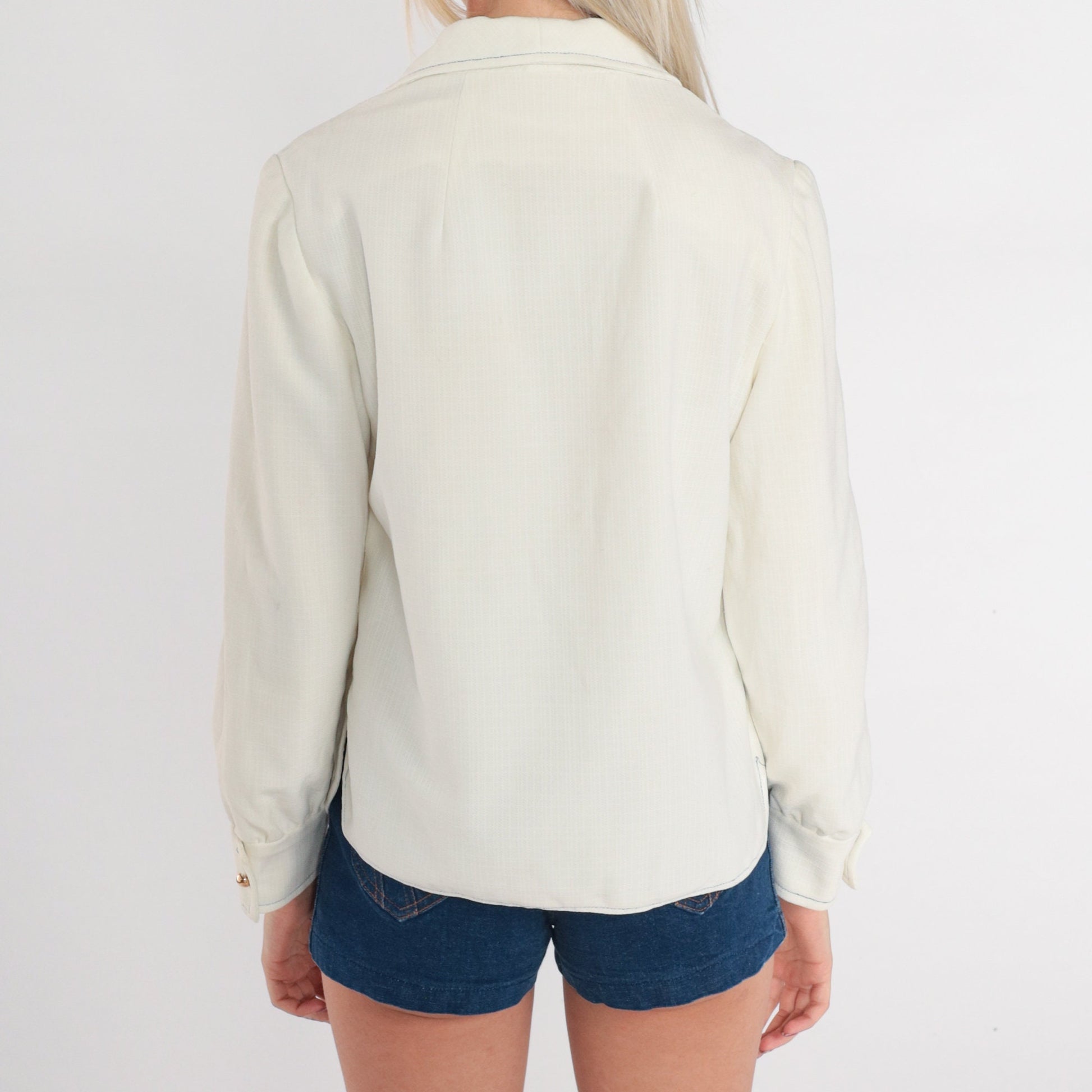 70s White Button-Up Blouse Notched Collar Long Sleeve Small