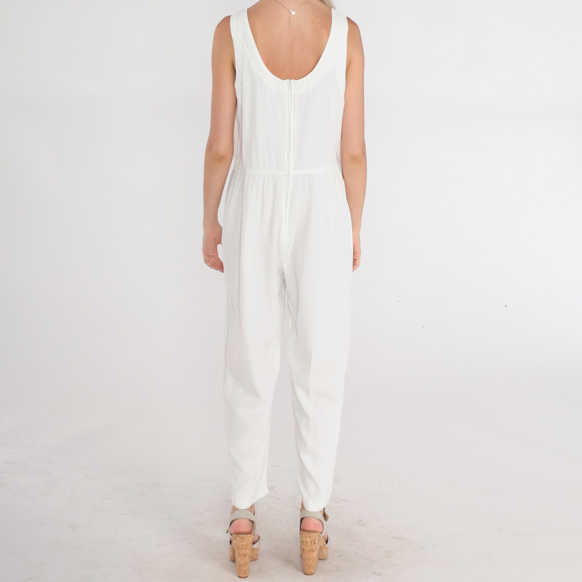 80s White Sleeveless Jumpsuit High Waist Scoop Neck Tapered Small
