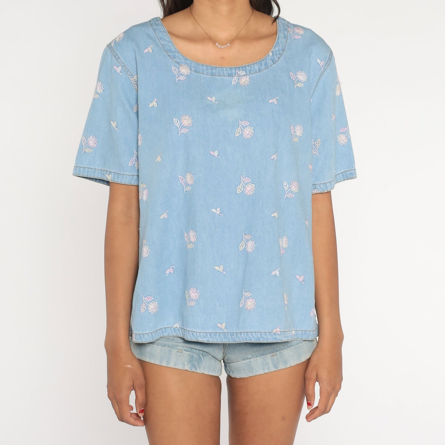 90s Blue Denim Floral Embroidered Shirt Short Sleeve Pullover Extra Large