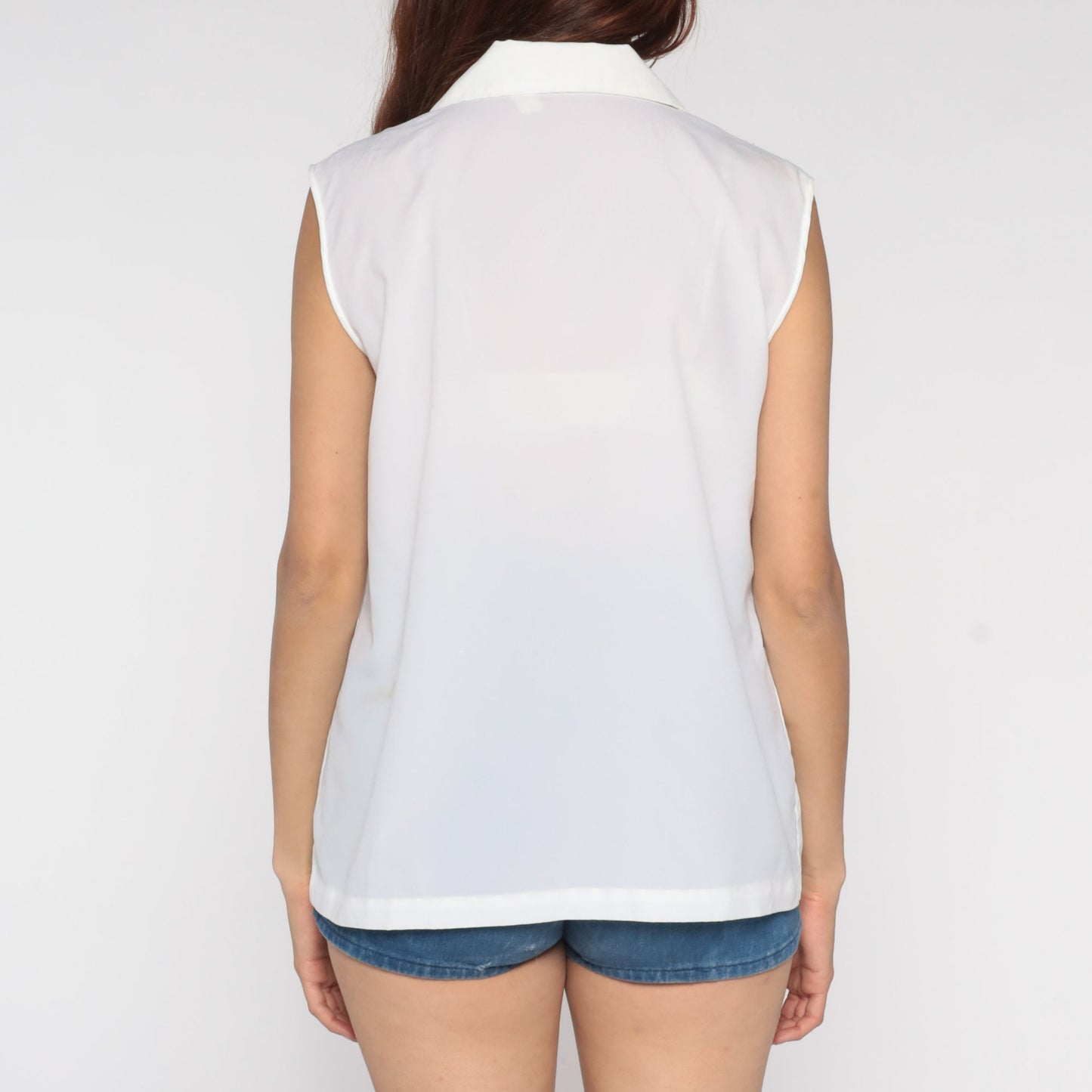 70s White Eyelet Lace Blouse Dagger Collar Button-Up Sleeveless Medium