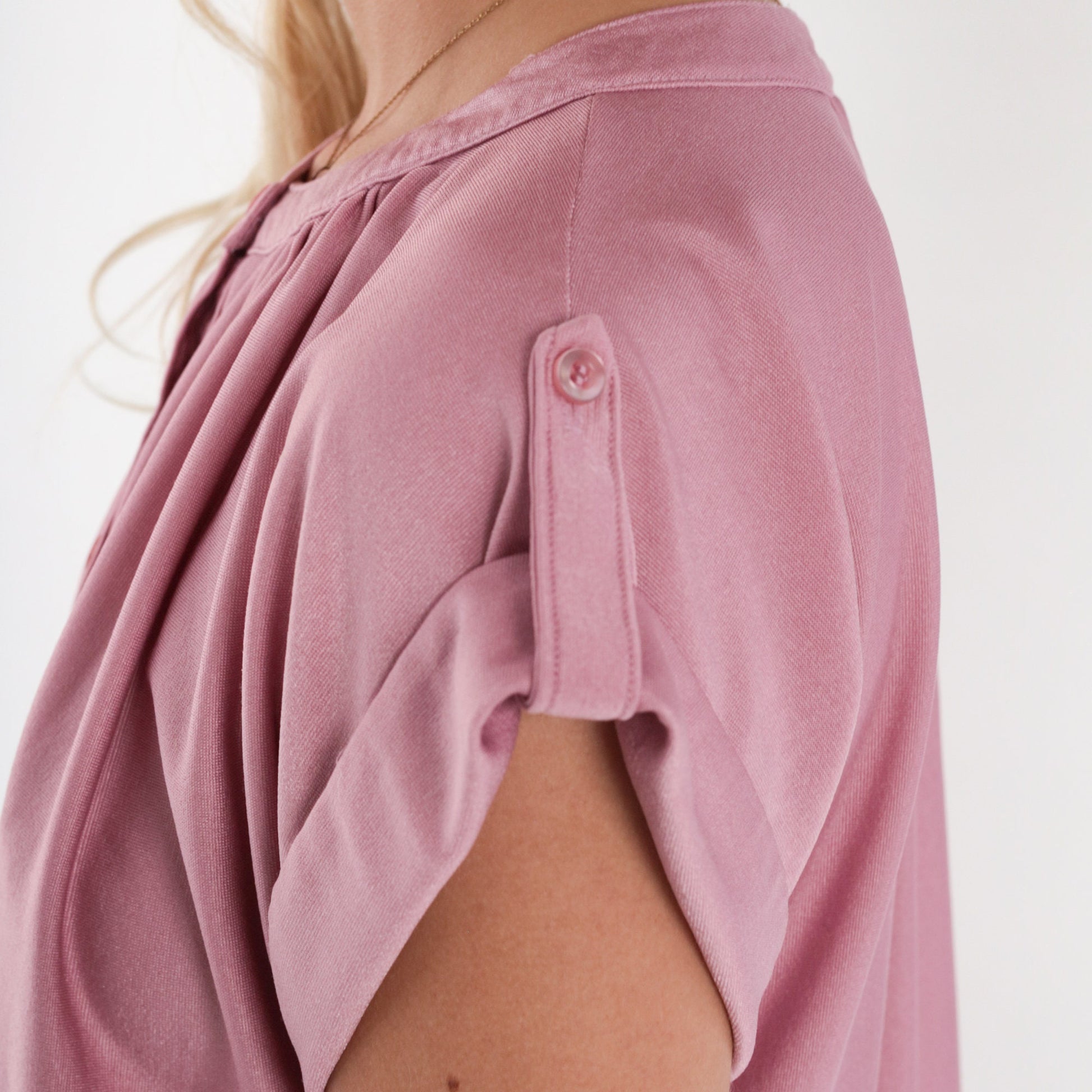70s Lavender Button-Up Blouse Cap Sleeve Epaulette Shiny Top Small