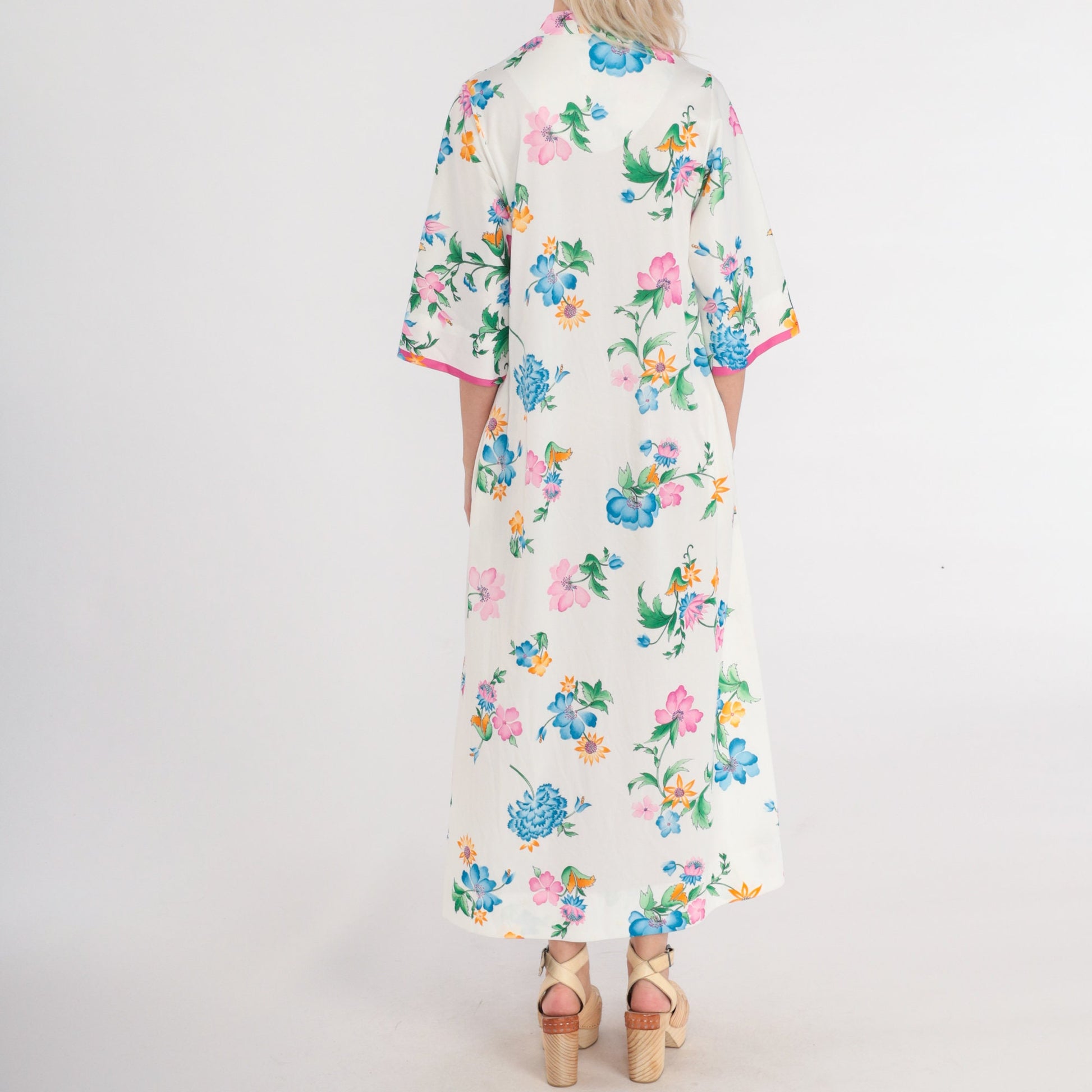 70s Floral Maxi Lounge Dress White Pink Half Sleeve Zip Front Small
