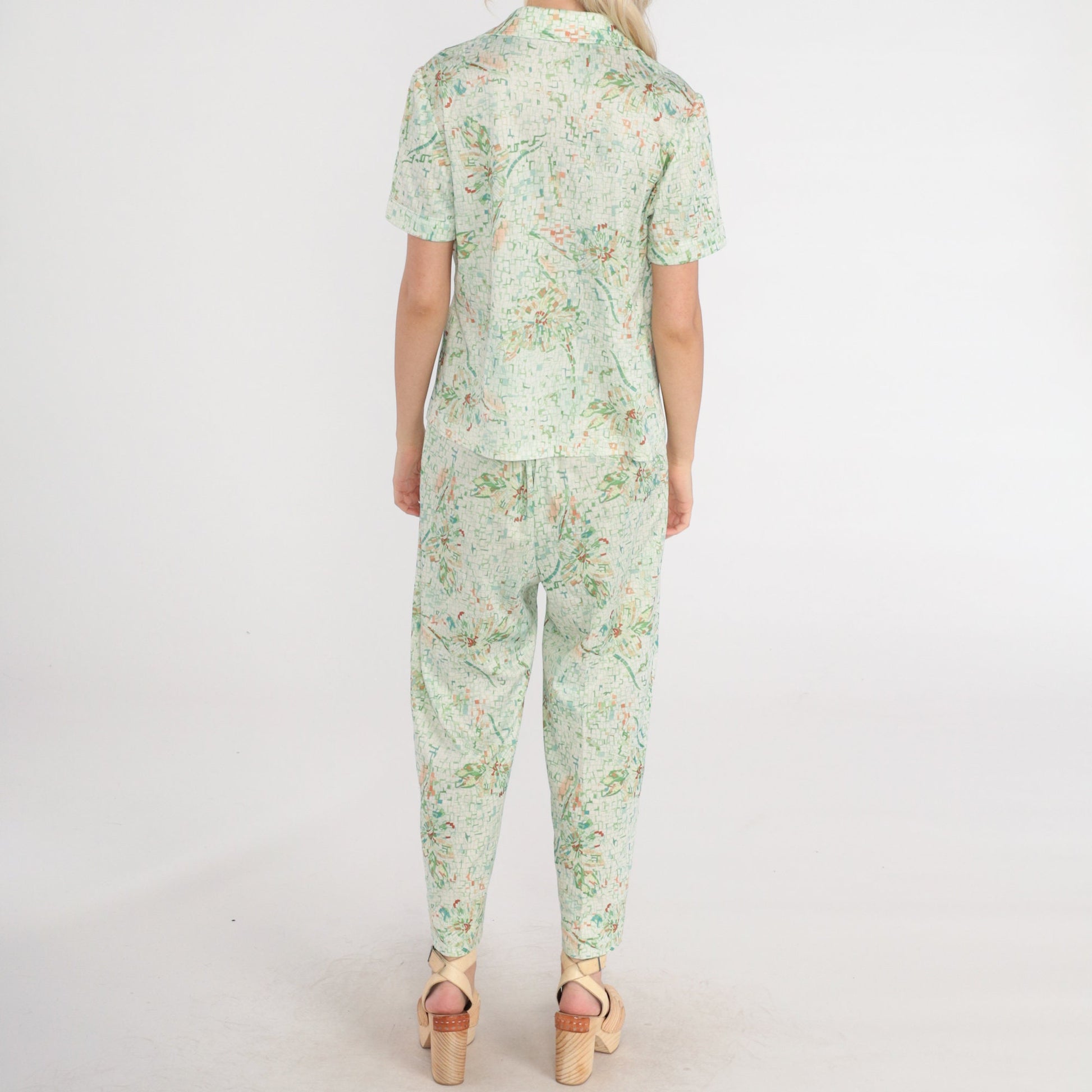 70s Floral Tile Print Two Piece Set Button Blouse Straight Pants Medium Large