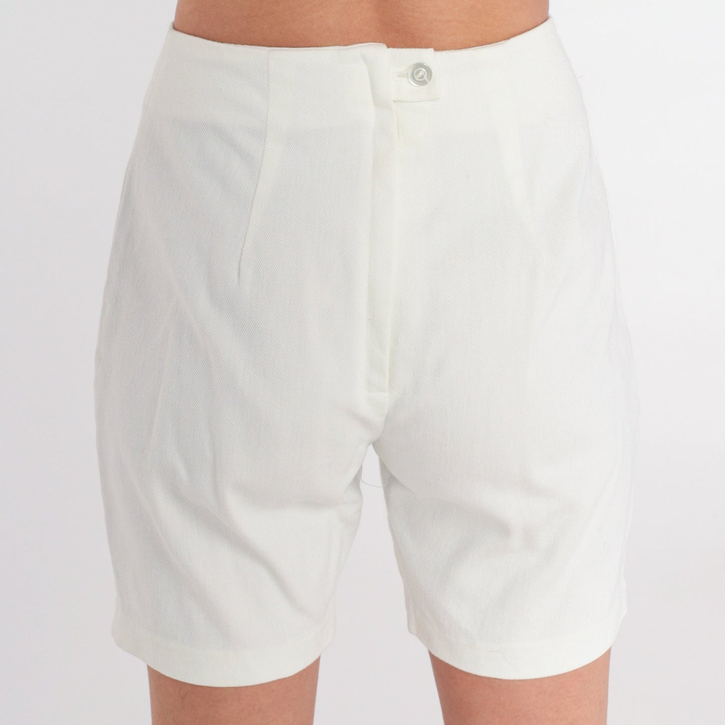 70s White Cotton High-Waist Bermuda Shorts Rear Zipper Extra Small