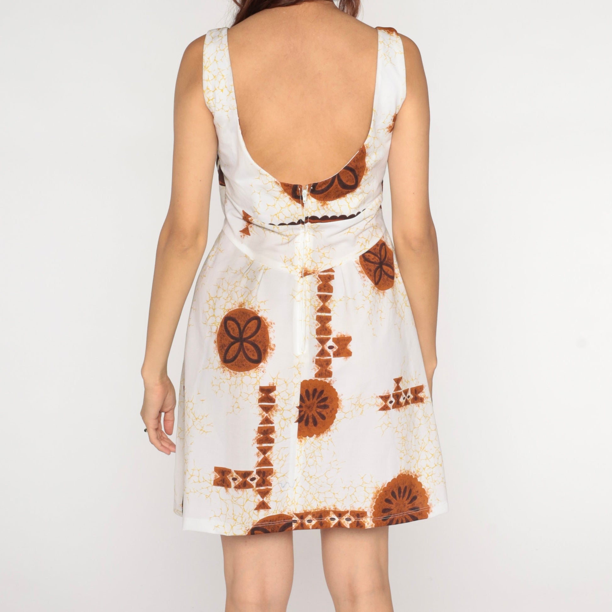 70s Malihini Hawaii Babydoll Mini Dress Floral Empire Waist White Brown Medium