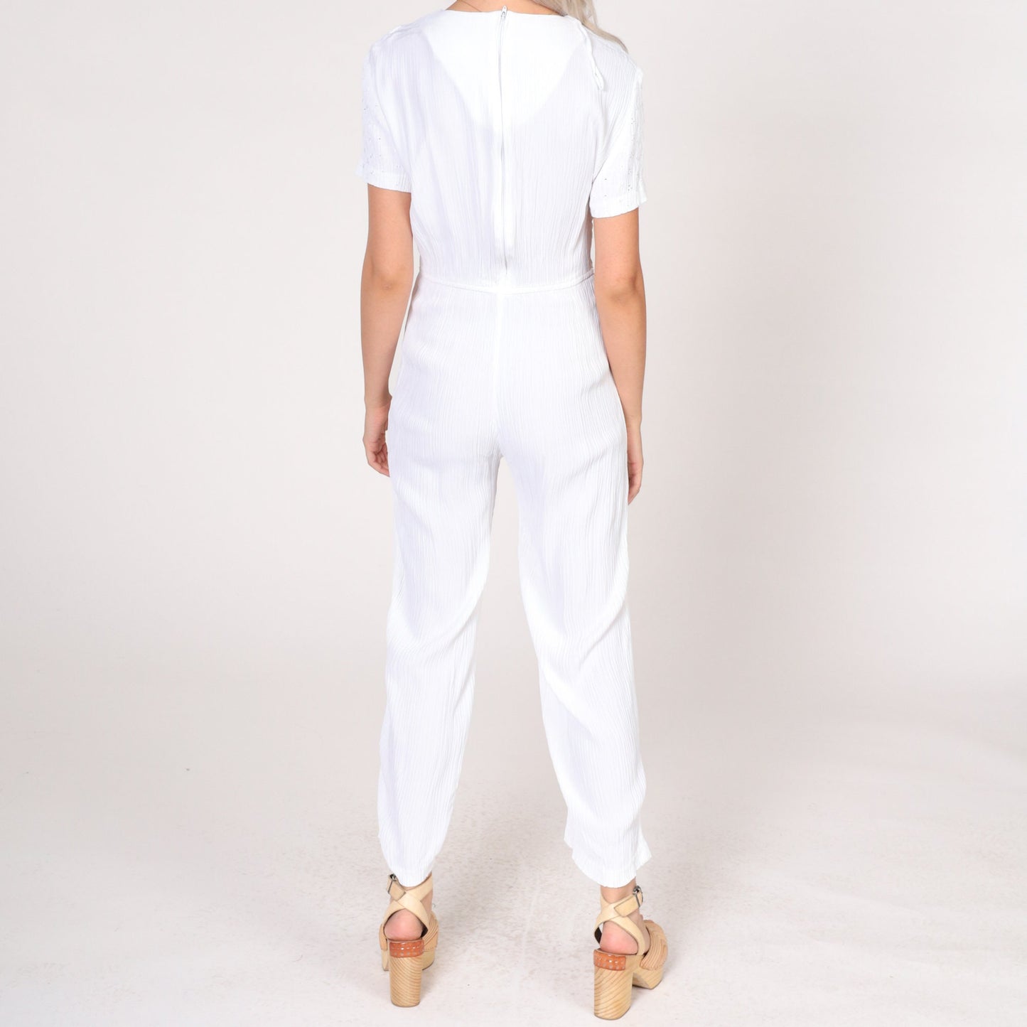 90s White Floral Eyelet Jumpsuit Tie-Front Vest Short Sleeve Extra Small
