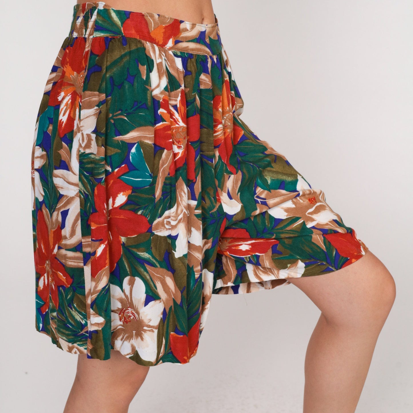 90s Tropical Floral Hibiscus Pleated High-Waist Shorts Rayon Medium M