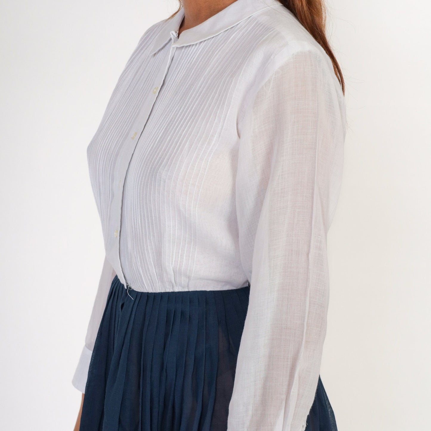 60s White Navy Shirtwaist Mini Dress Pointed Collar Long Sleeve Small