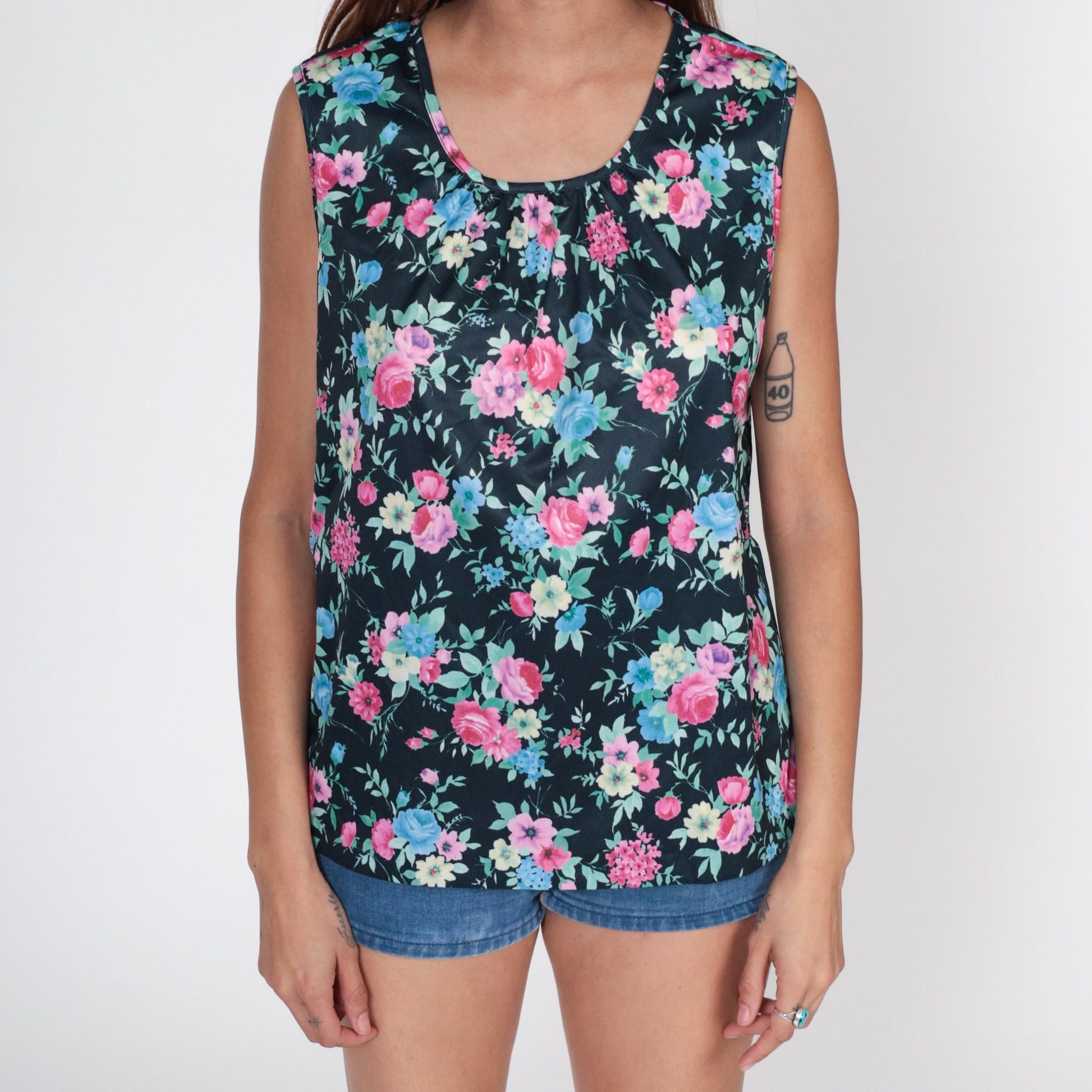 00s Black Floral Tank Top Y2K Sleeveless Blouse Wildflower Print Medium