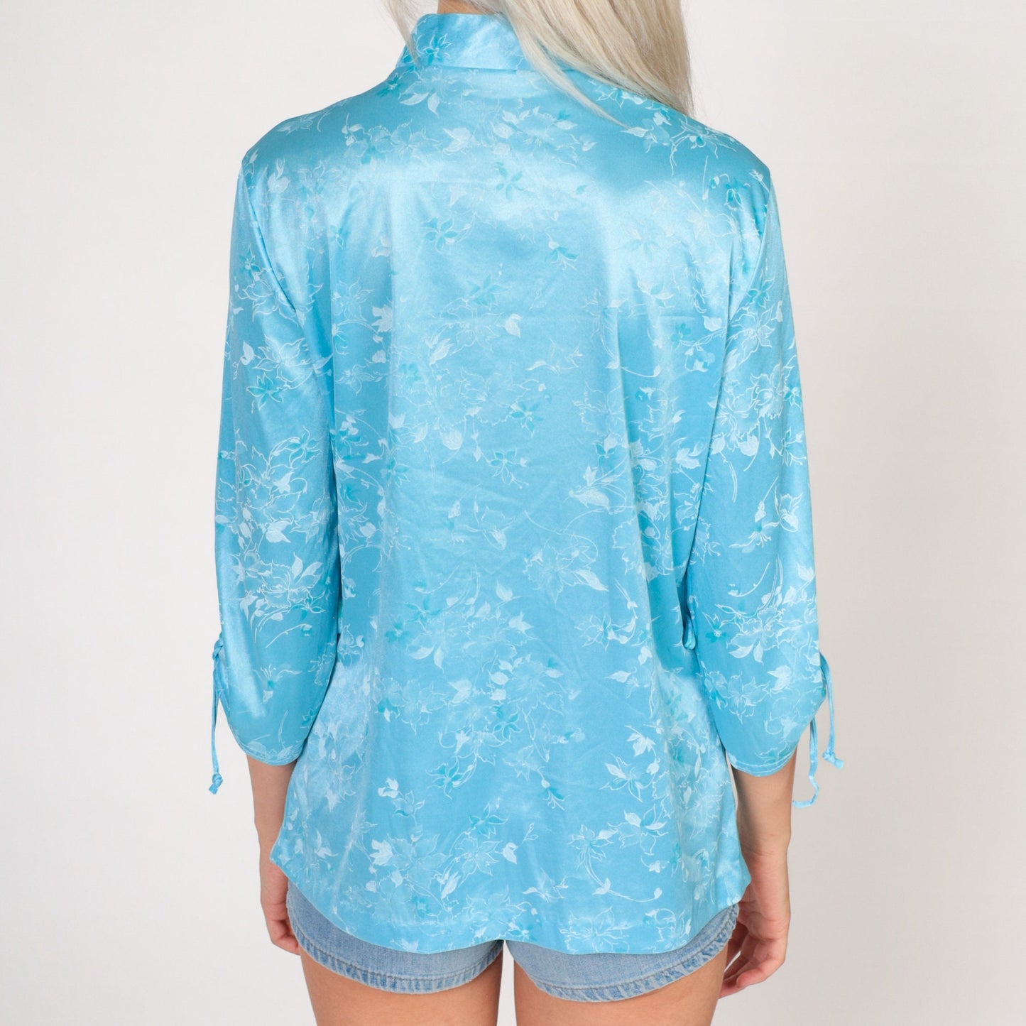 70s Blue Floral Embossed Blouse Mandarin Collar 3/4 Sleeve Button-Up Small