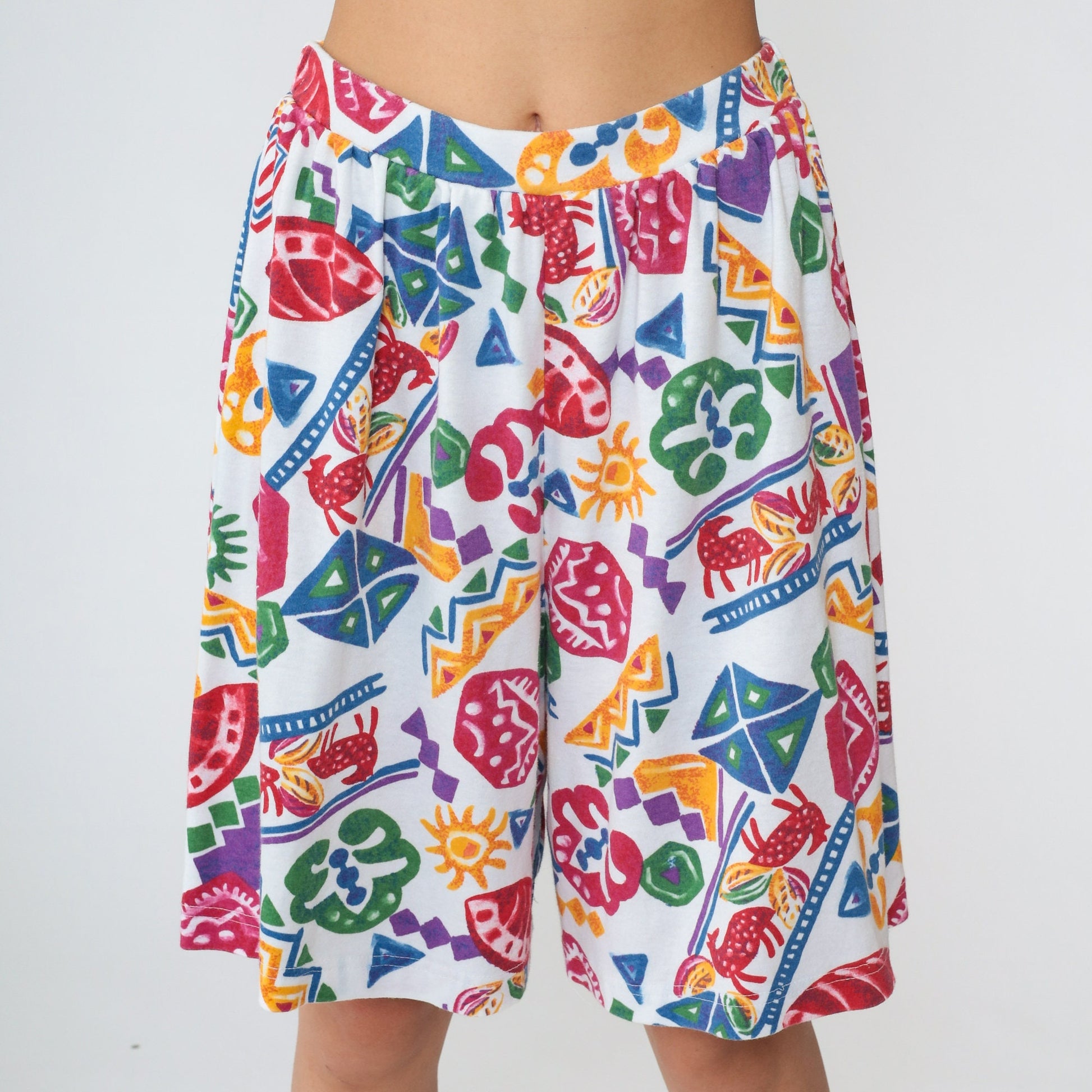 90s Geometric Animal Print High Waisted Shorts White Cotton Medium