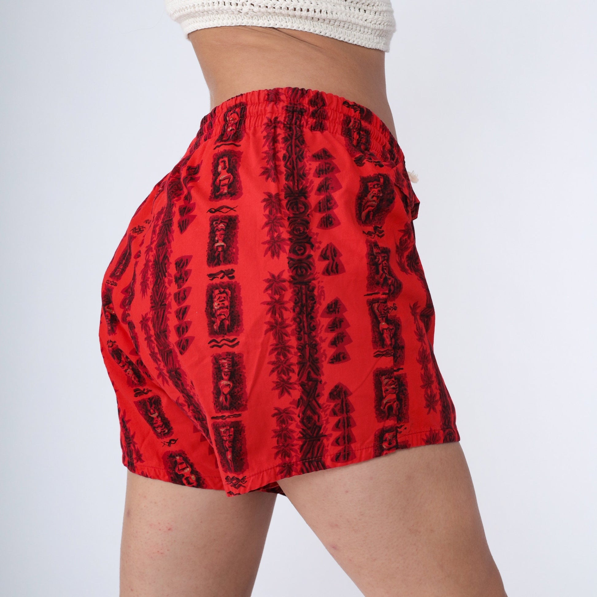 80s Red Hawaiian Tiki Print Swim Trunks Gold Details Medium