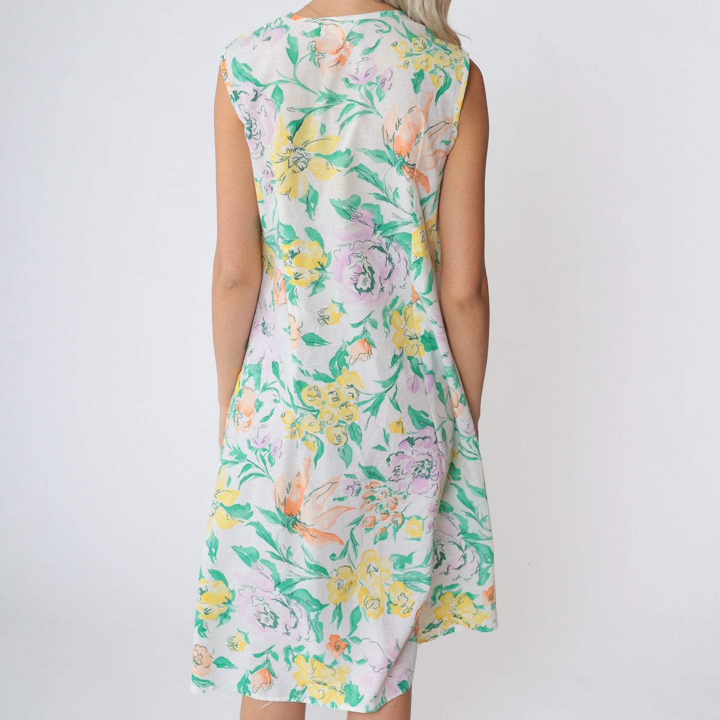 1970s White Floral Shift Dress Rounded Collar Zip Front Knee Length Small S
