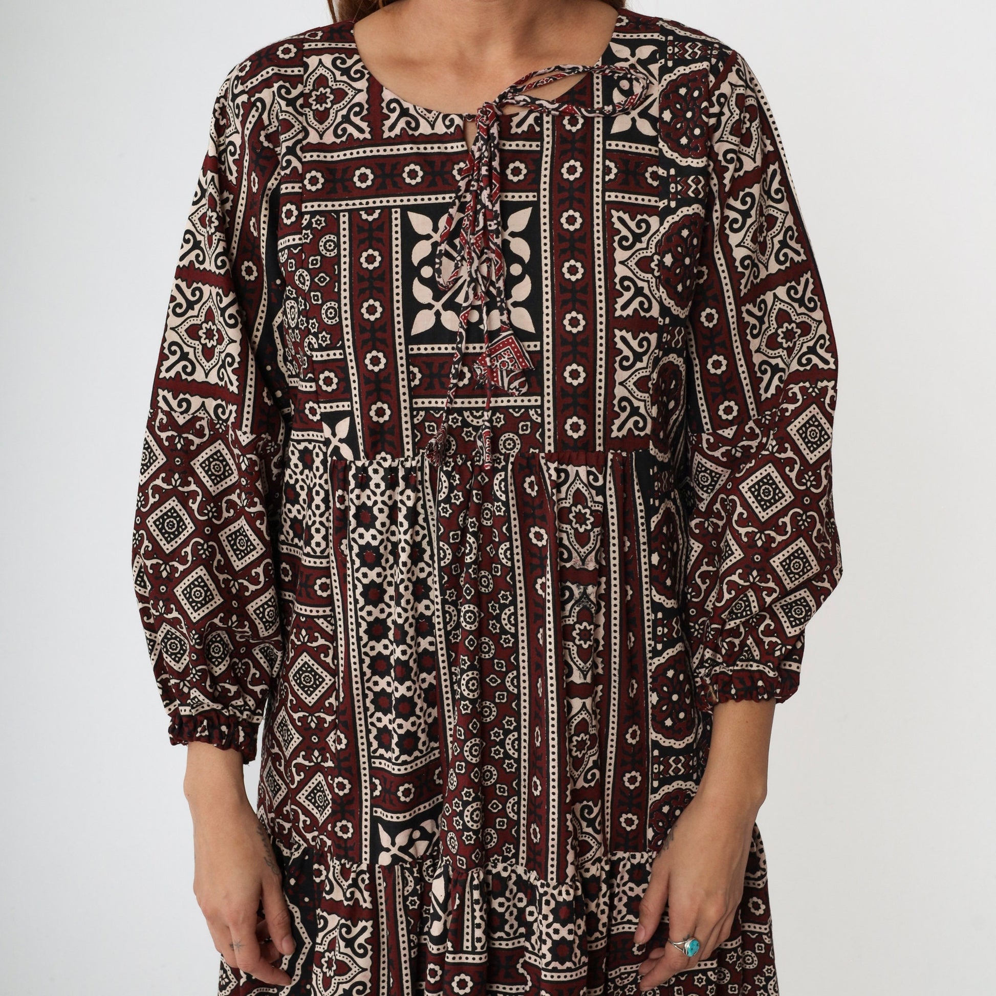 80s Burgundy Geometric Print Maxi Dress Tiered Skirt Keyhole Tie Neck Medium