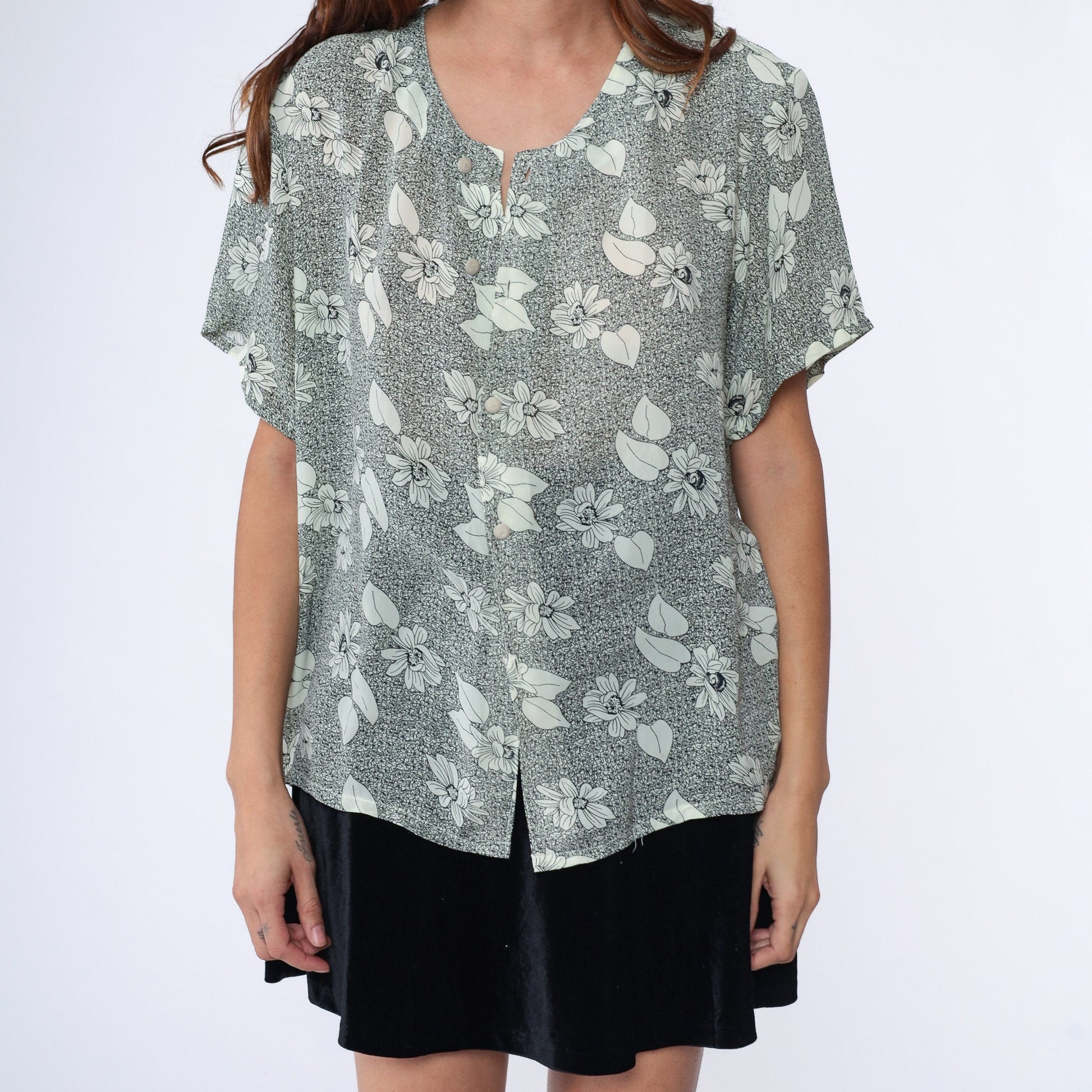 90s Floral Button-Up Blouse Black Yellow Flower Print Short Sleeve Medium