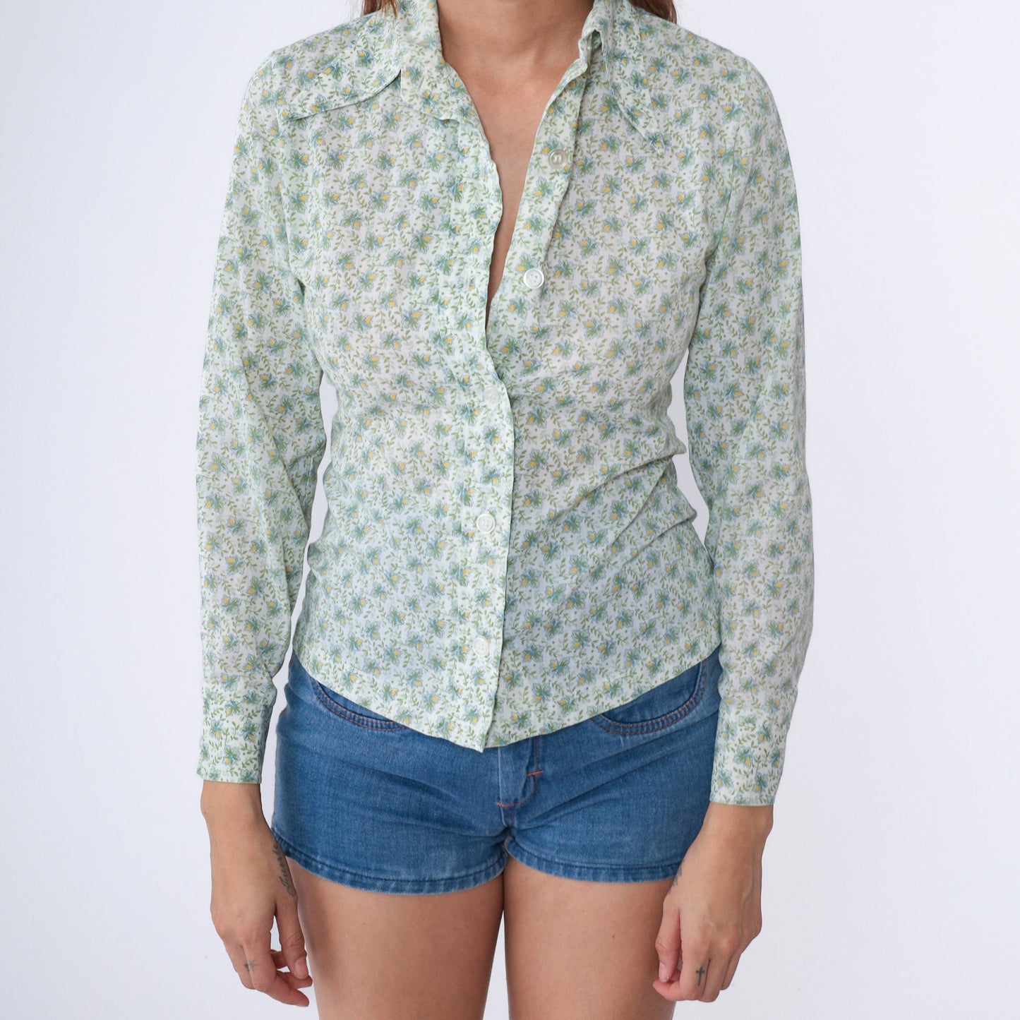 70s Floral Button-Up Blouse White Green Pointed Collar Long Sleeve Extra Small