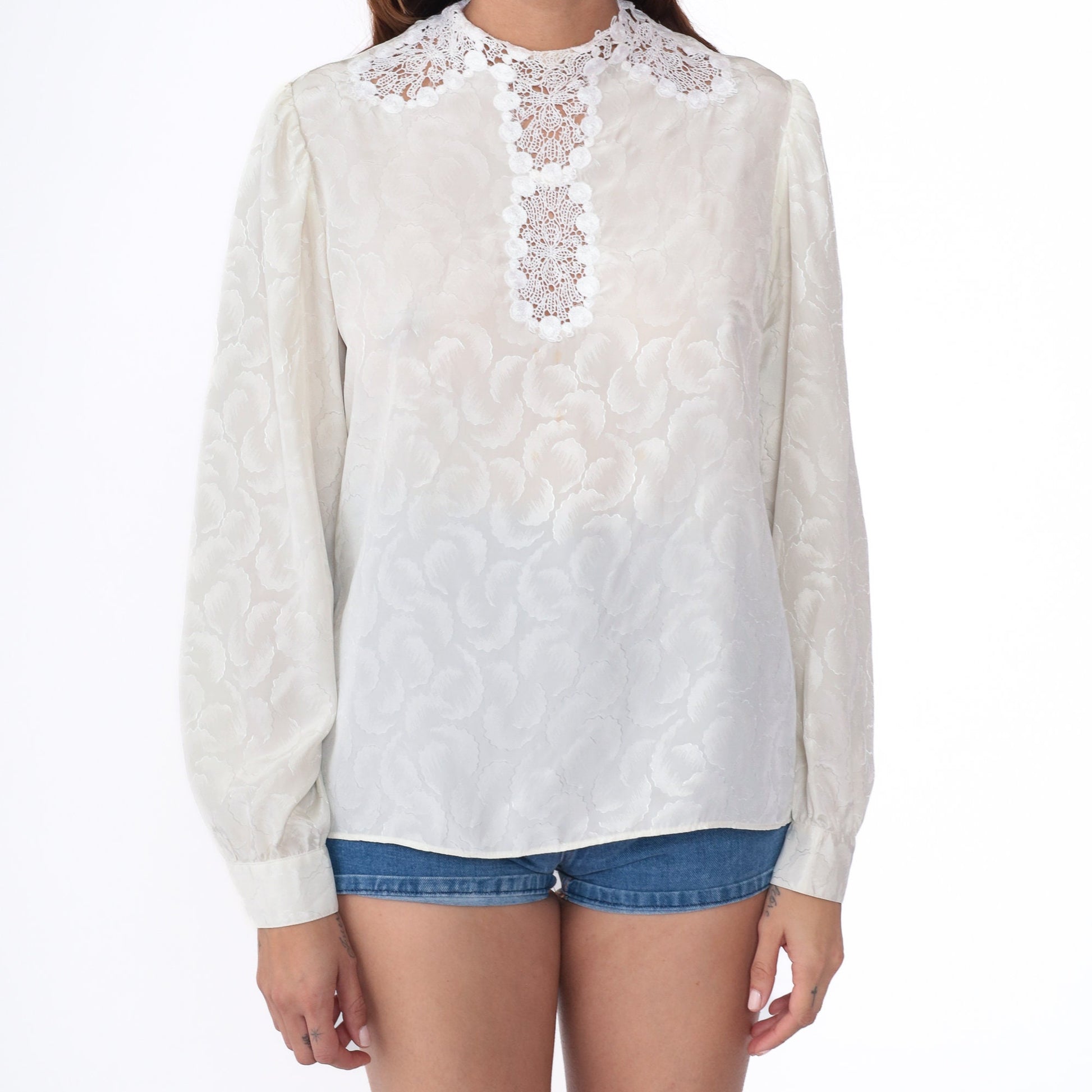 80s White Embossed Blouse Puff Sleeve Cutwork Lace Trim Button Back Medium