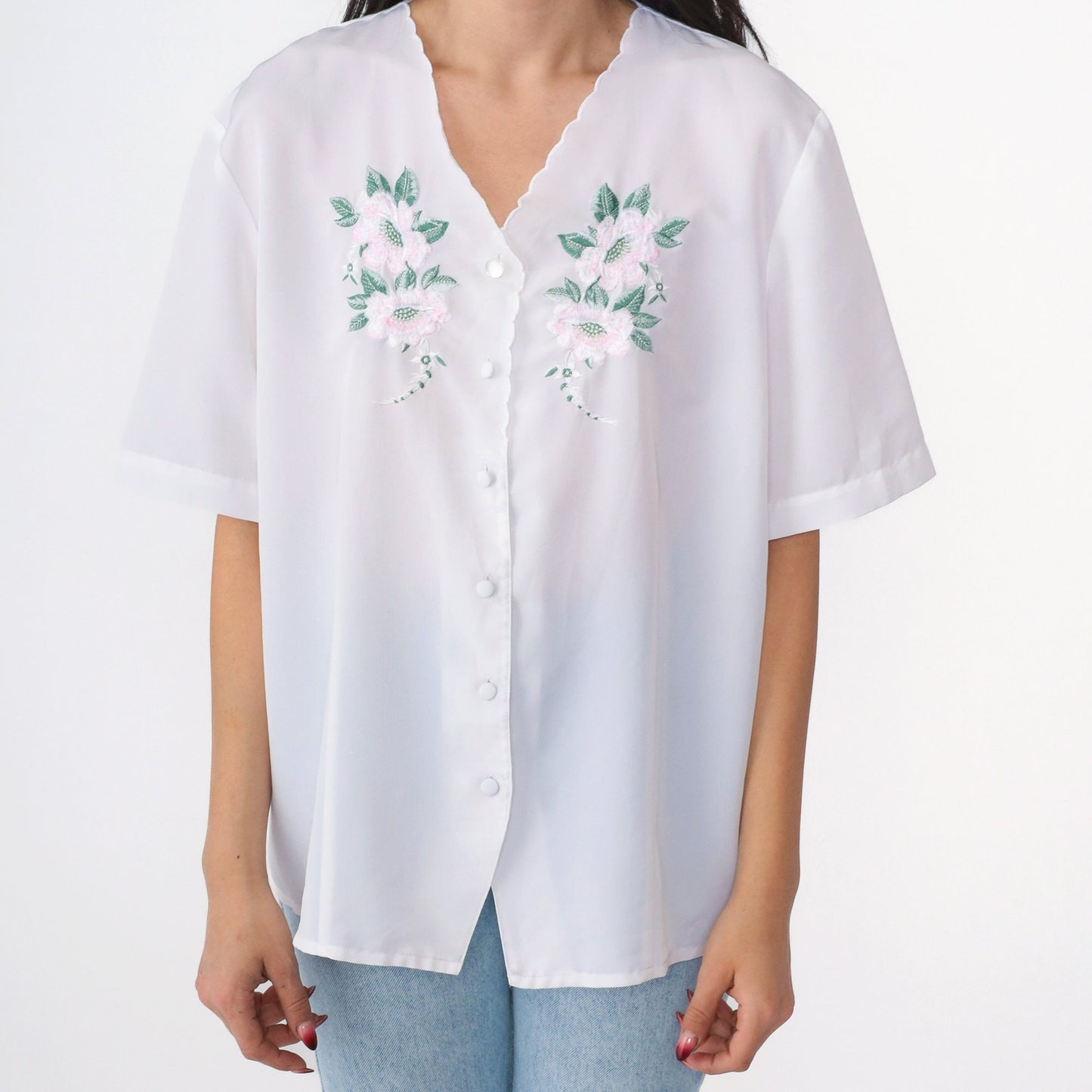 90s White Floral Embroidered Blouse Scalloped V-Neck Button-Up Short Sleeve Large L