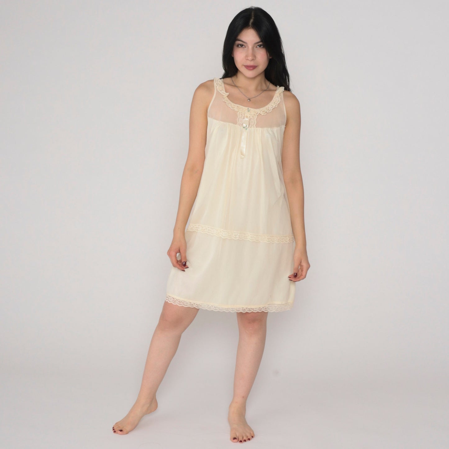 80s Pale Yellow Nylon Nightgown Lace Trim Rosette Embroidered Mini Small