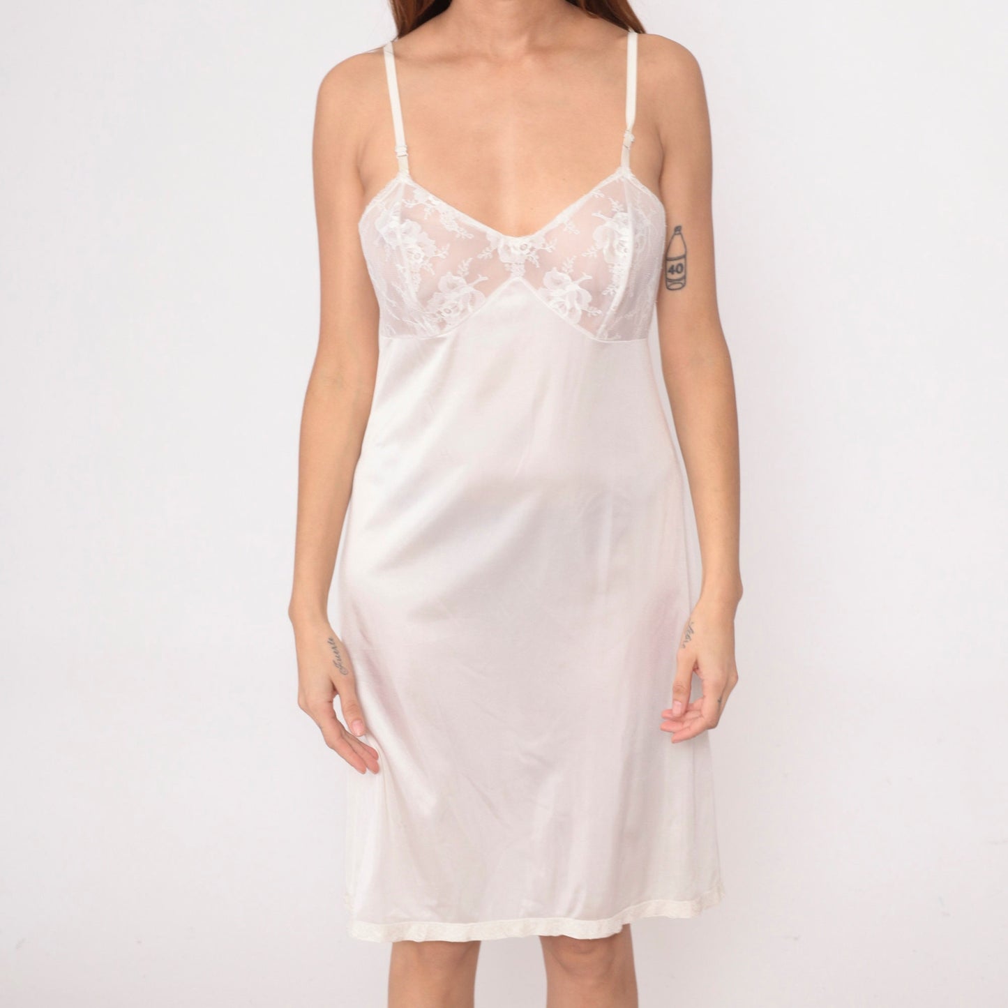 70s White Lace Slip Dress Empire Waist Adjustable Straps Knee Length Medium