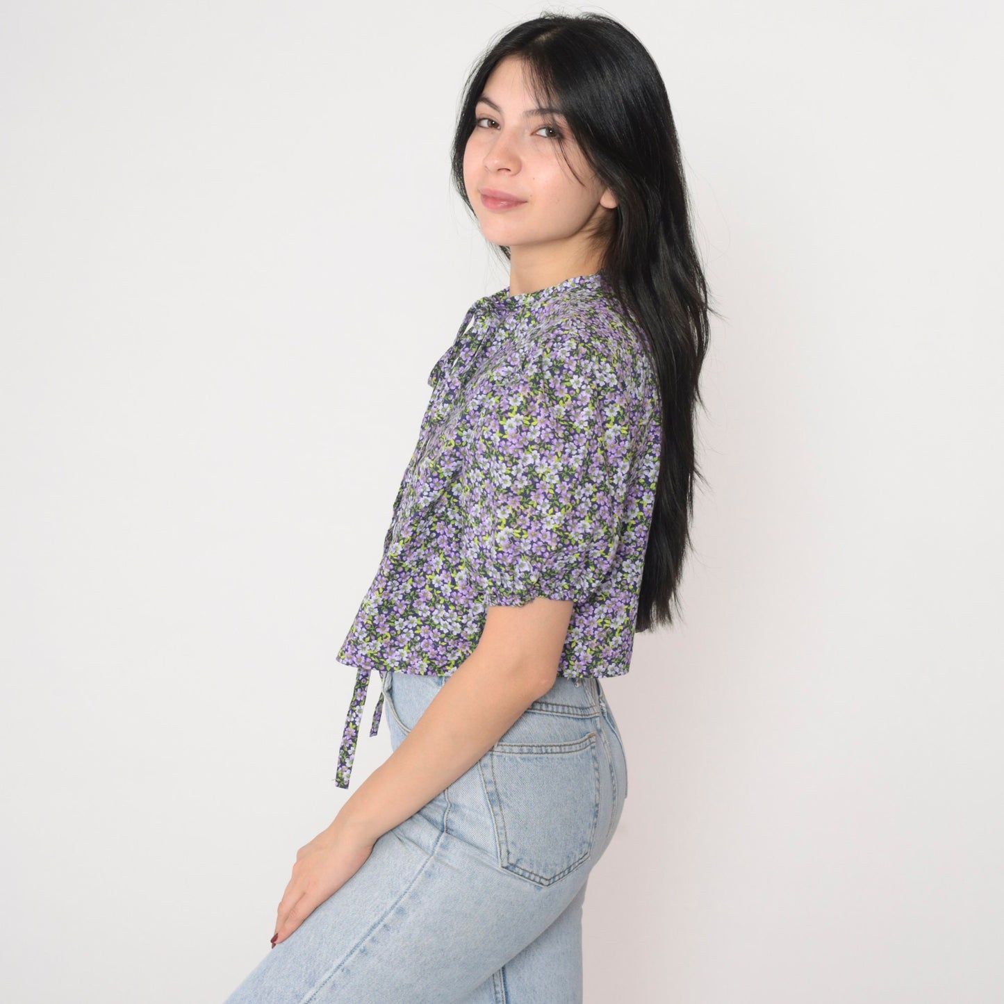 90s Purple Floral Crop Top Puff Sleeve Button-Up Blouse Tie Neck Small